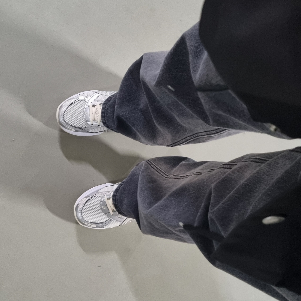 (W) Asics Gel-1130 Cream Pure Silver 착용 스타일
