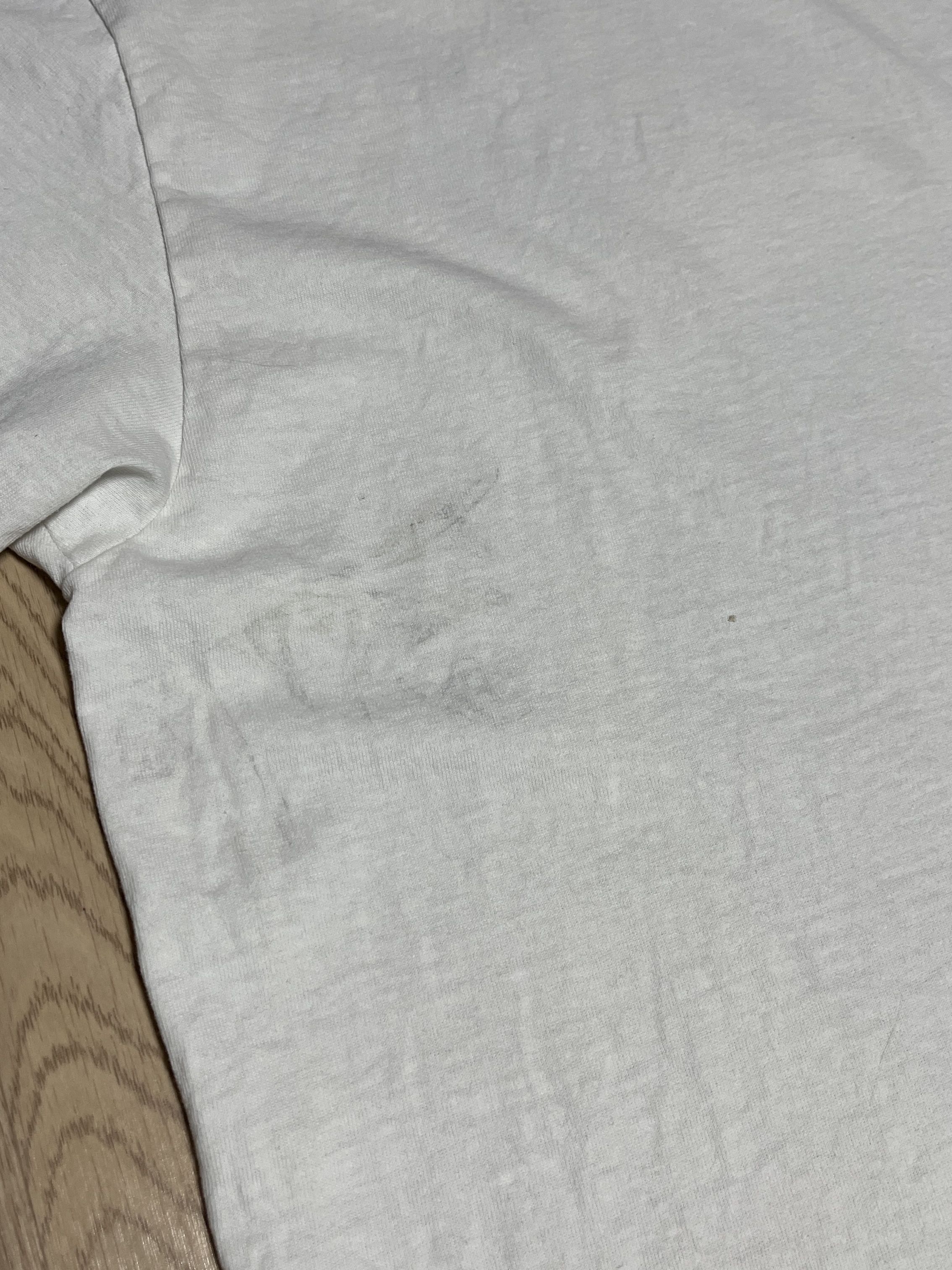 Stussy 8 Ball Pigment Dyed T-Shirt Natural 착용 스타일 - 2