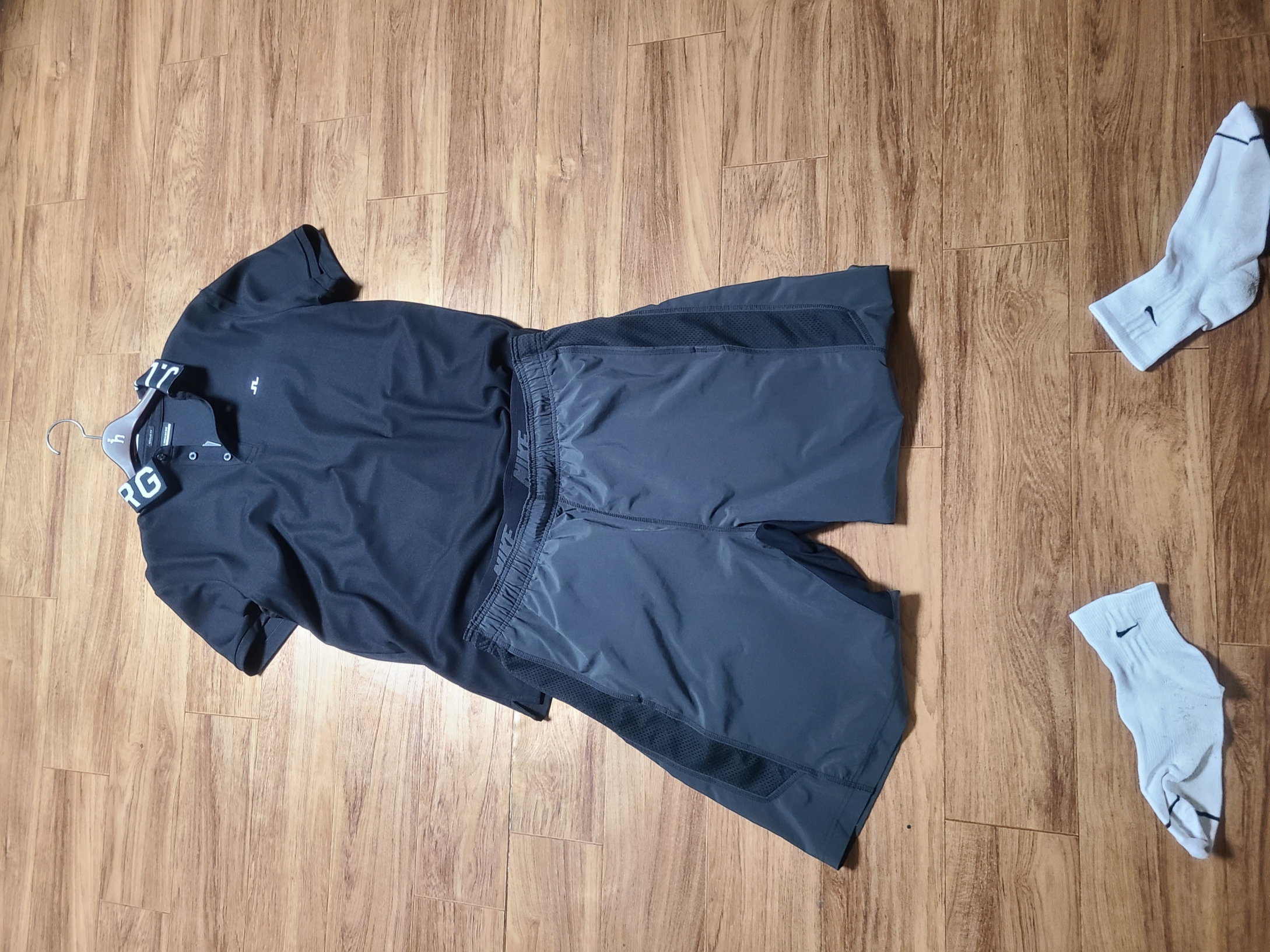 J.Lindeberg Gus Regular Polo Black 착용 스타일