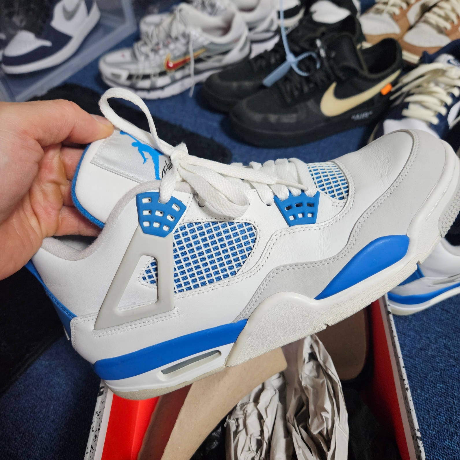 Jordan 4 Retro Military Blue 2012 착용 스타일 - 2