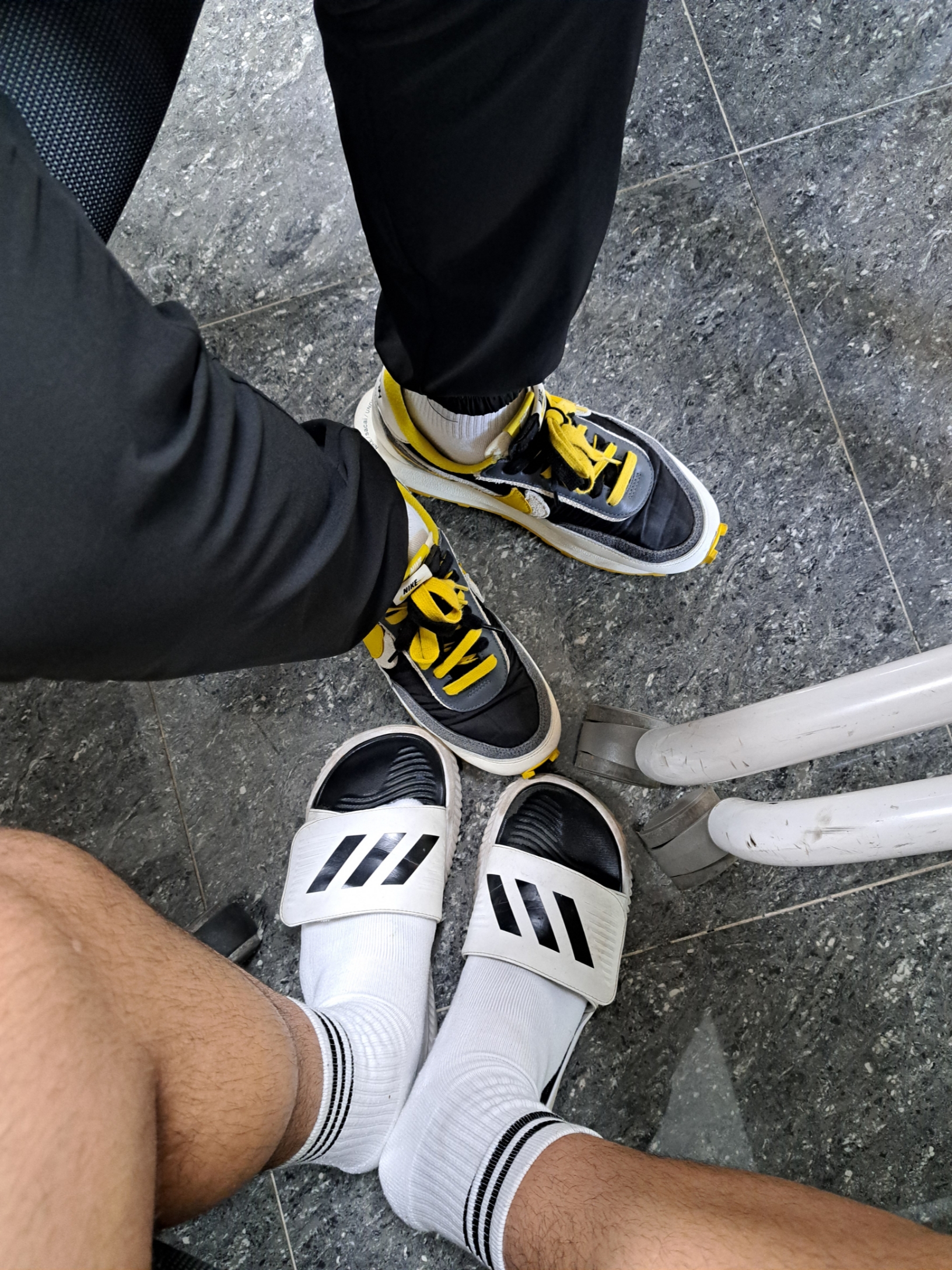 Nike x Sacai x Undercover LDWaffle Black Bright Citron 착용 스타일
