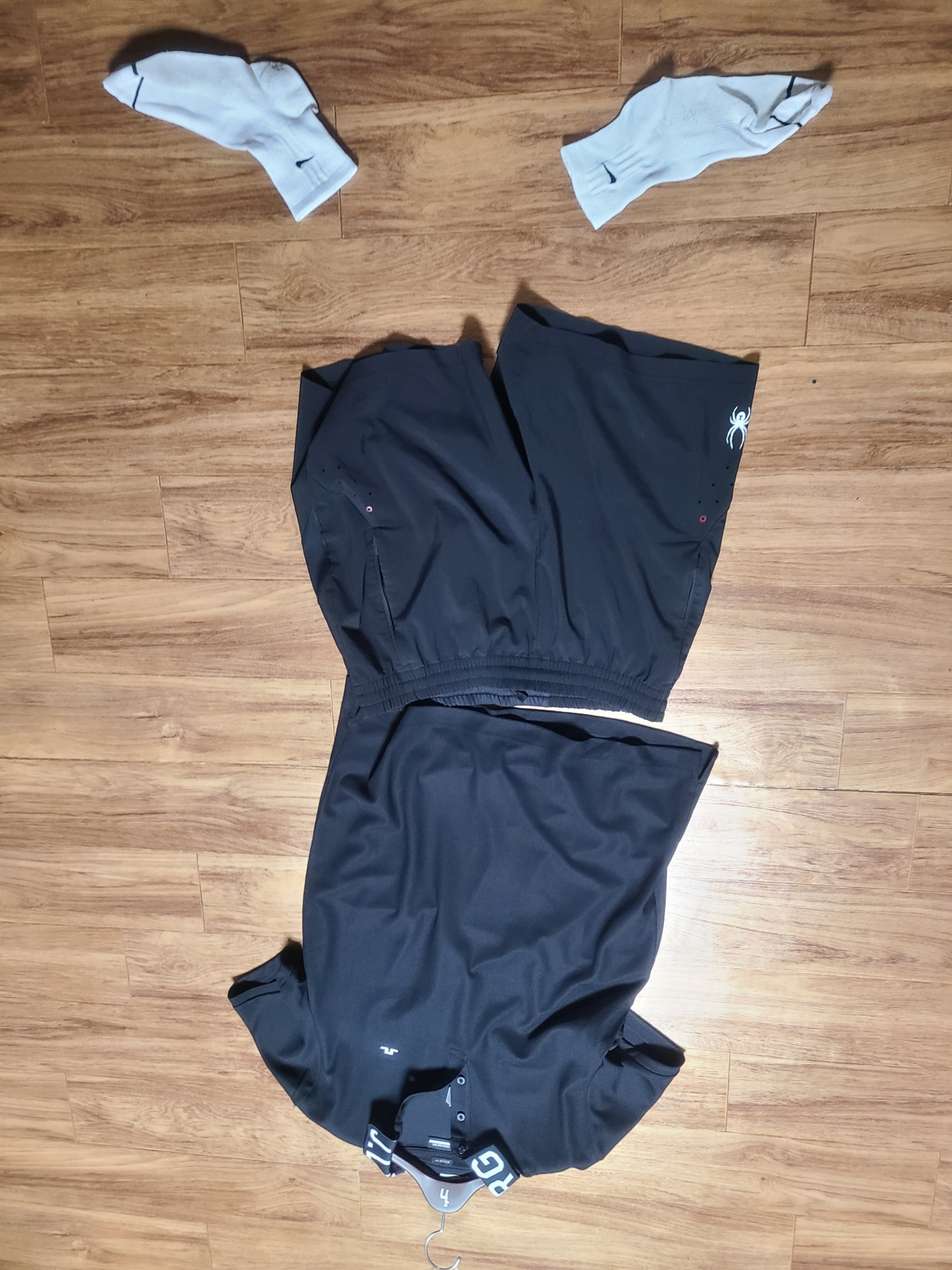 J.Lindeberg Gus Regular Polo Black 착용 스타일