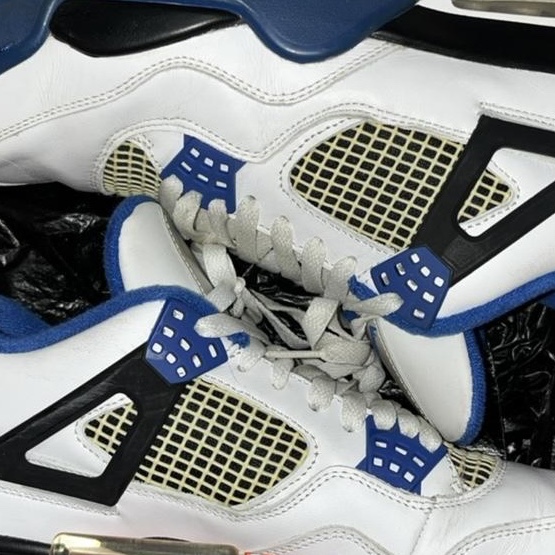 Jordan 4 Retro Motorsports 2017 착용 스타일
