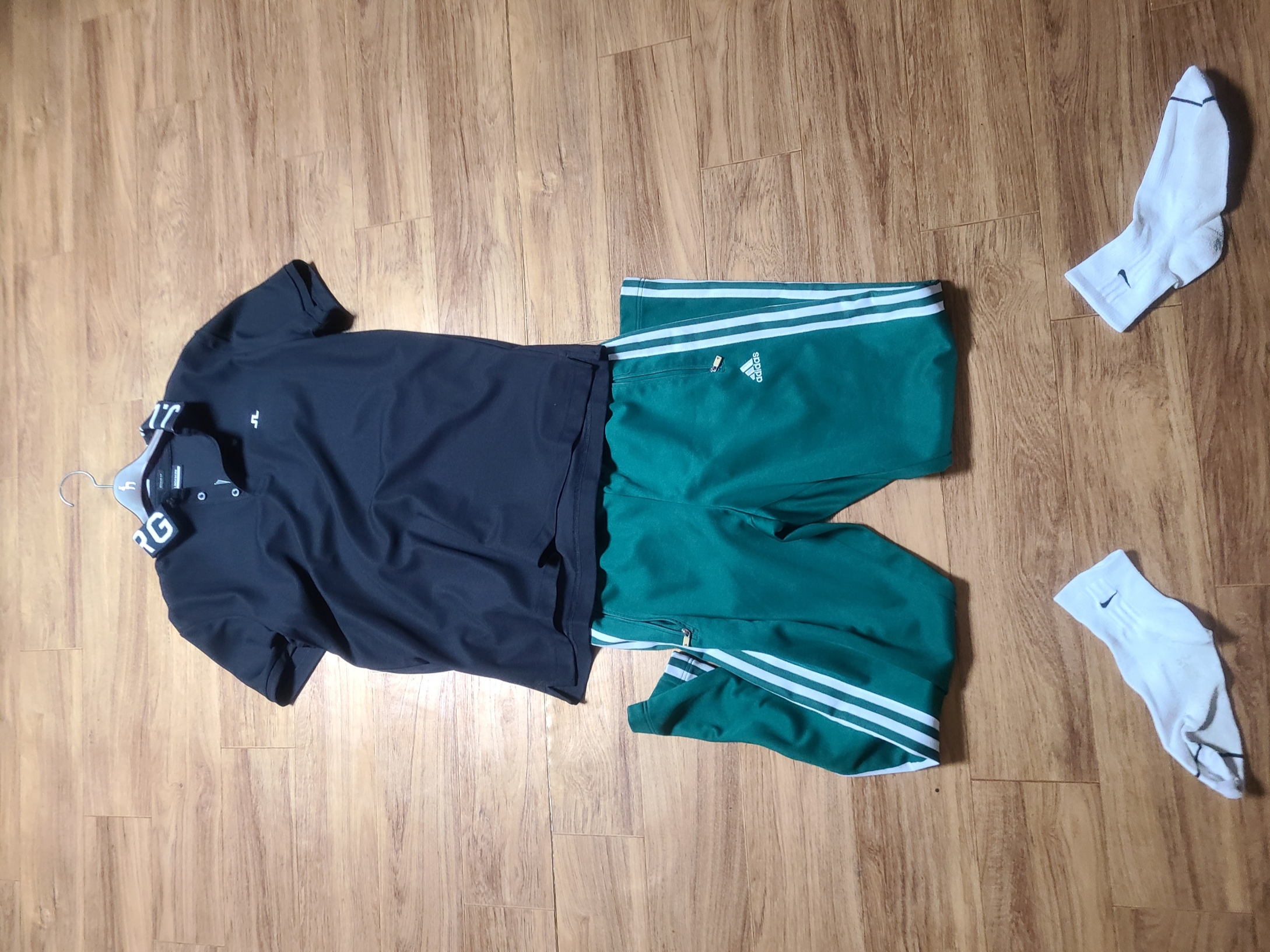 J.Lindeberg Gus Regular Polo Black 착용 스타일