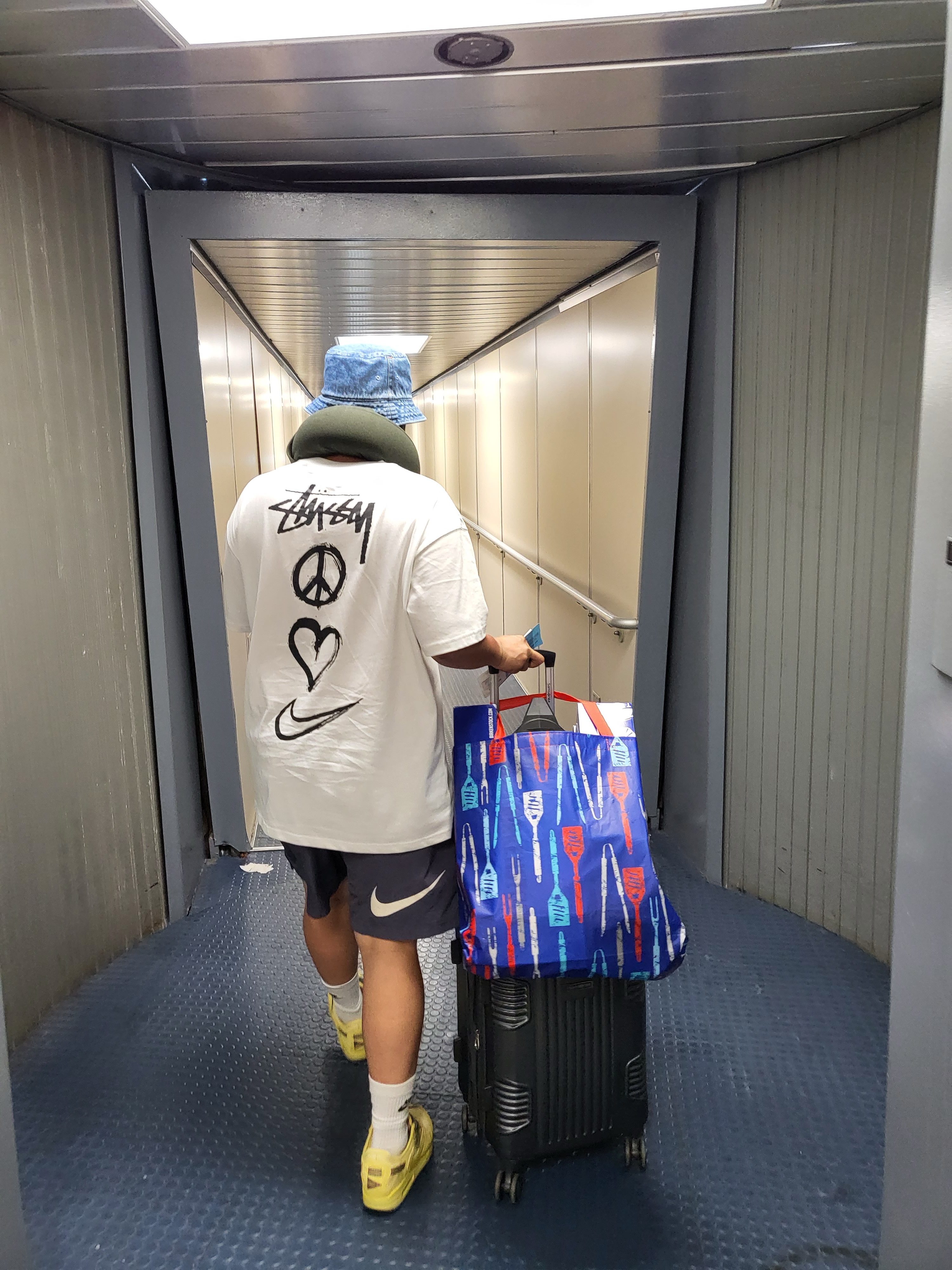 Nike x Stussy NRG RA T-Shirt Summit White (DM4942-121) 착용 스타일