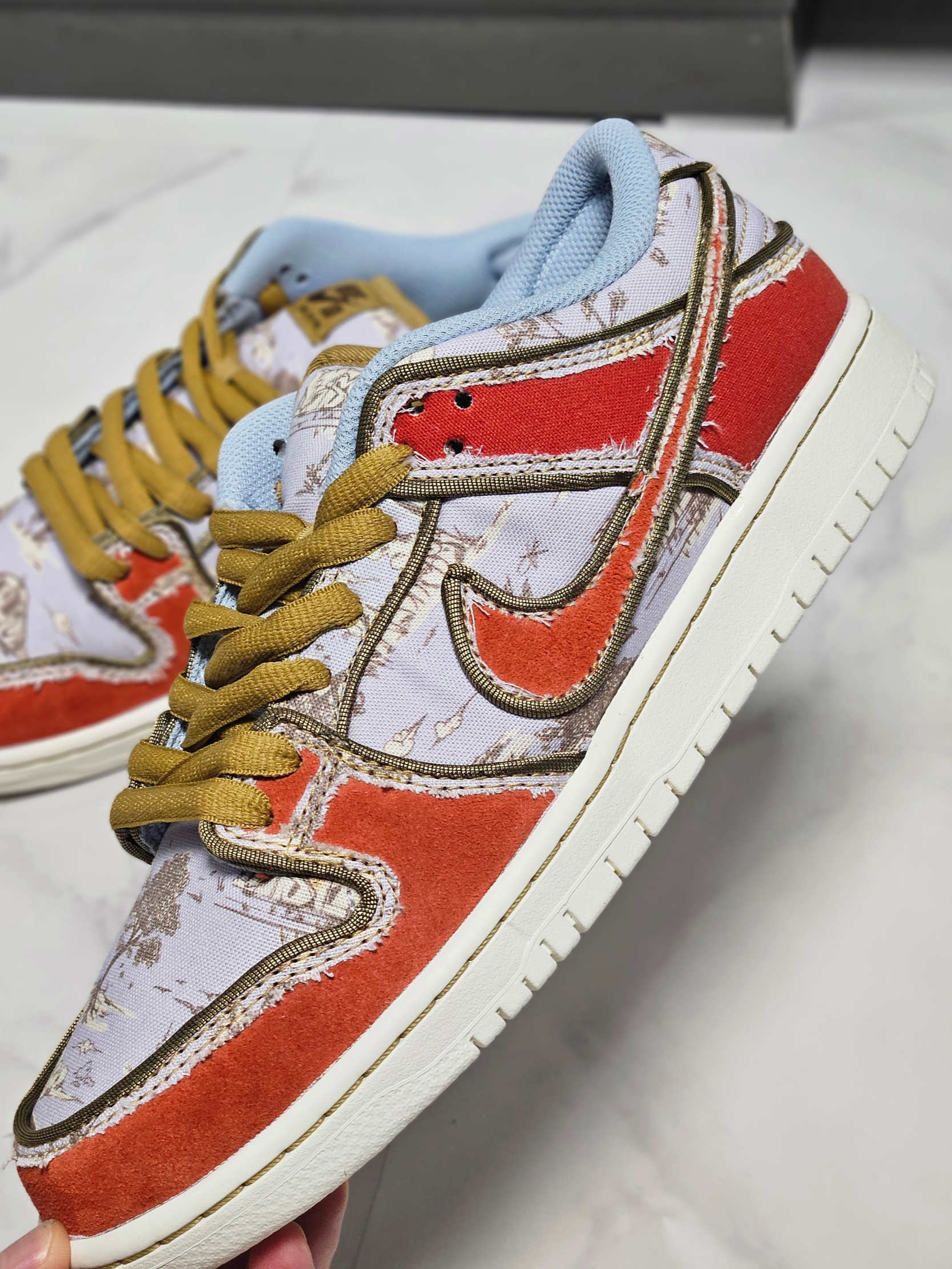 Nike SB Dunk Low Pro Premium Toile 착용 스타일 - 1