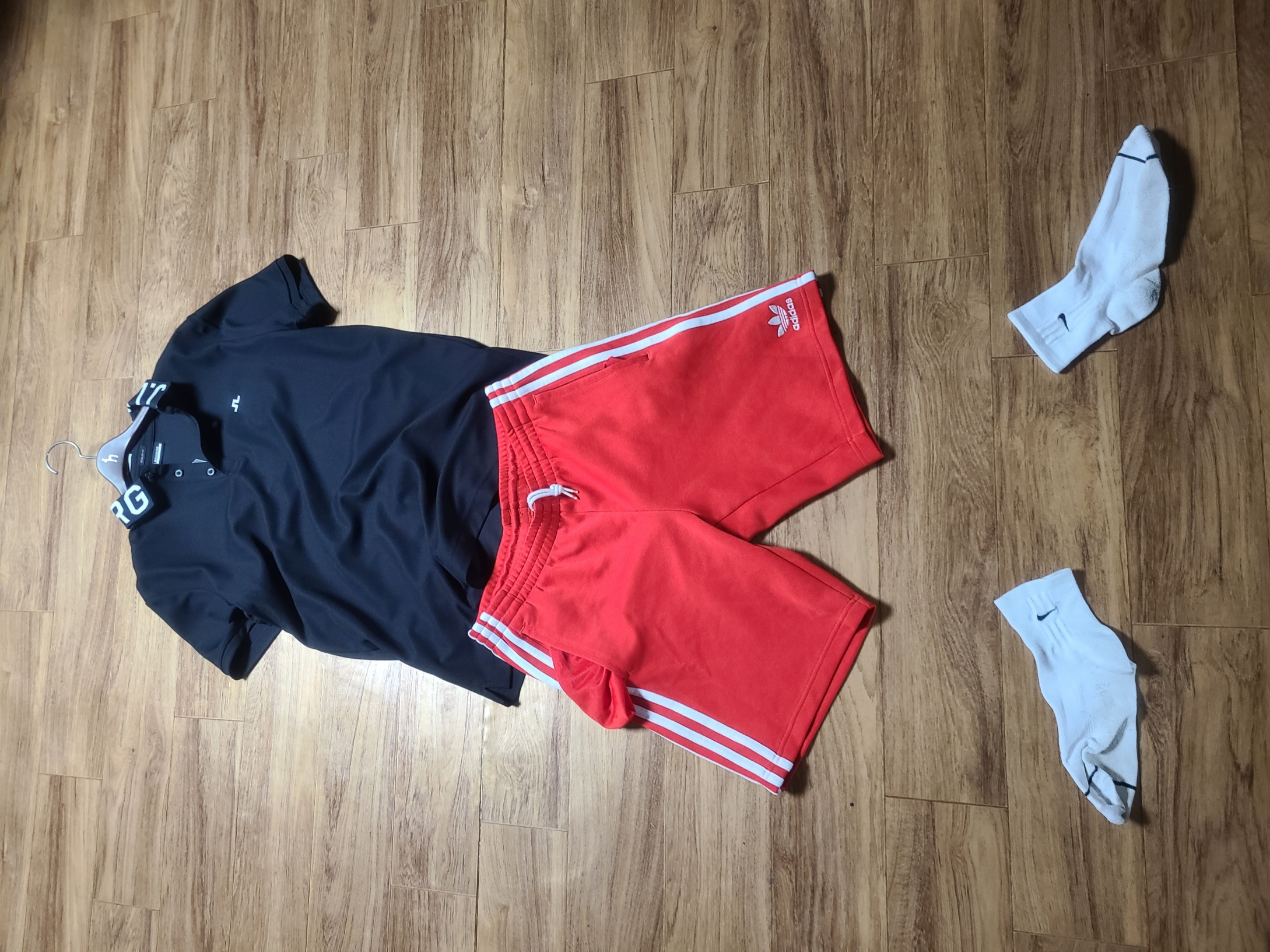 J.Lindeberg Gus Regular Polo Black 착용 스타일