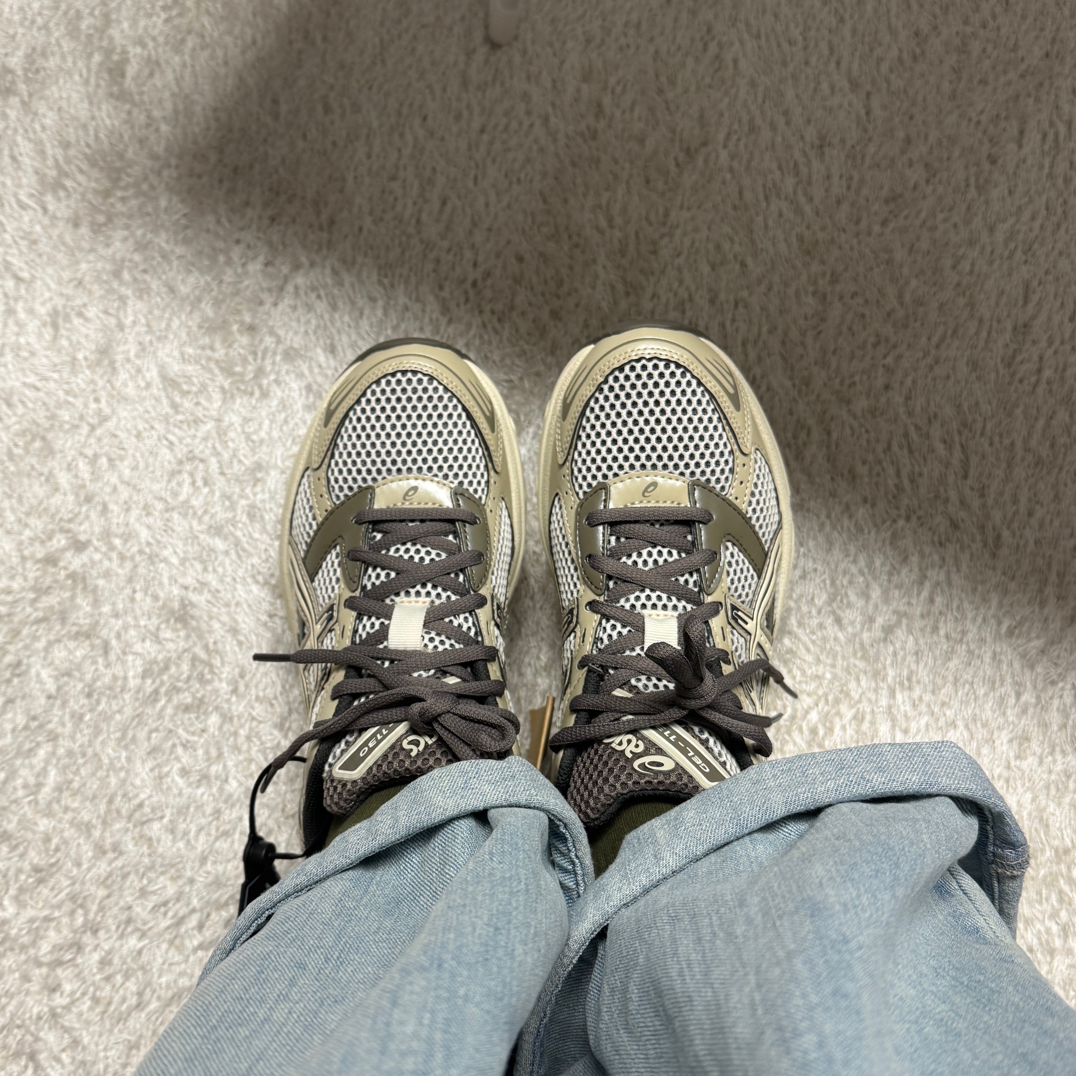 Asics Gel-1130 Birch Dark Taupe - Korea Exclusive 착용 스타일