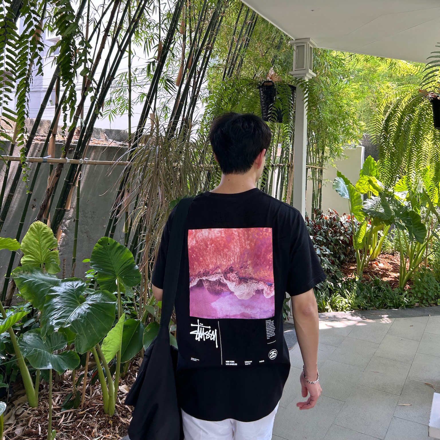 Stussy Ocean Dream T-Shirt Black 착용 스타일 - 2