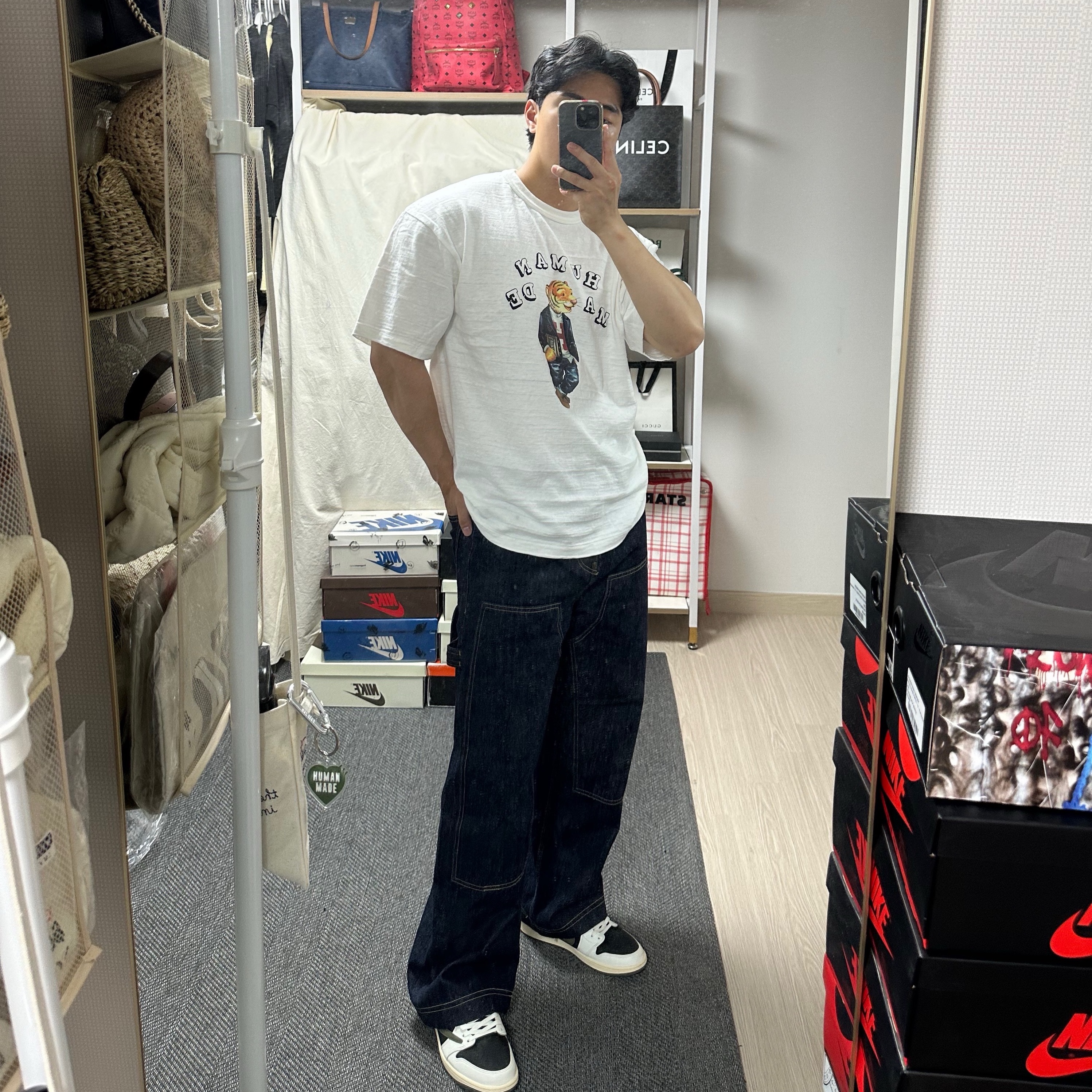 Human Made Graphic T-Shirt #15 White, (W) Jordan 1 x Travis Scott Retro Low OG SP Medium Olive 착용 스타일