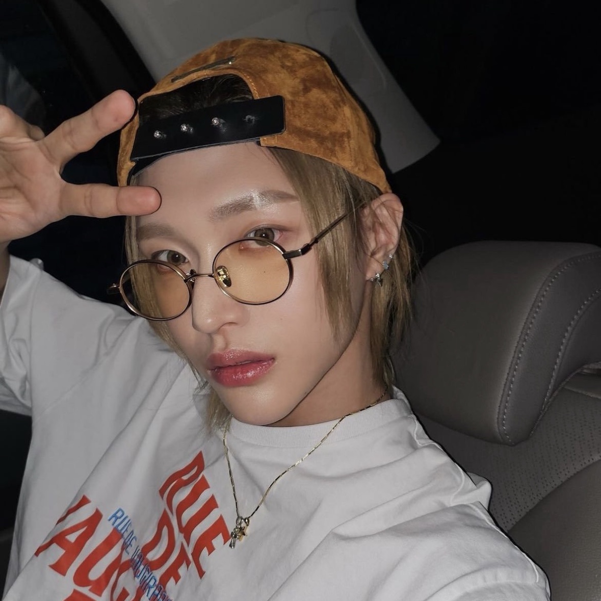 Chrome Hearts Suede Hat Brown 착용 스타일