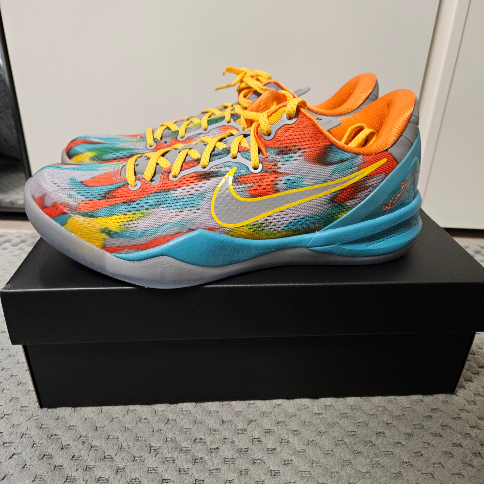 Nike Kobe 8 Protro Venice Beach 착용 스타일 - 2