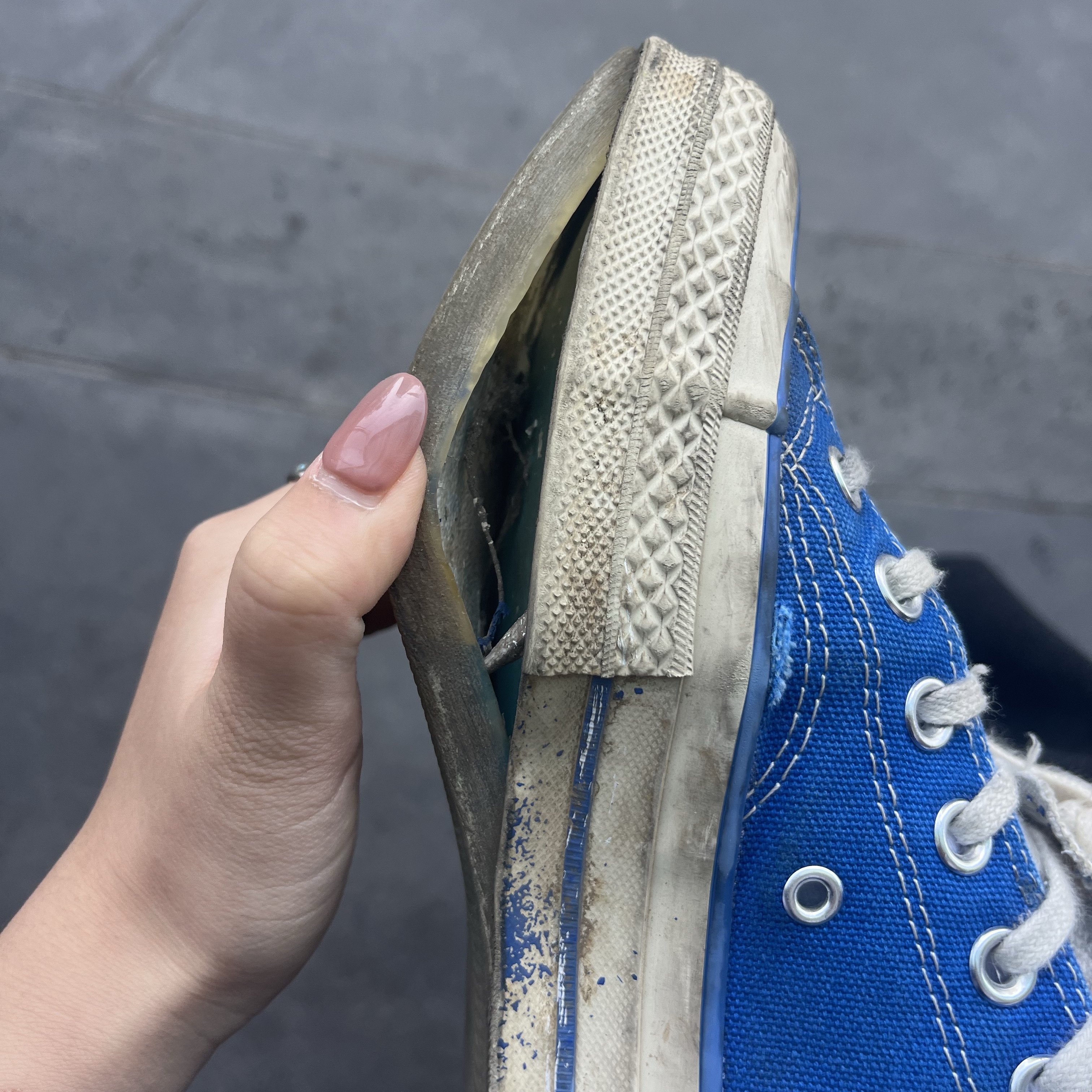 Converse x Ader Error Chuck 70 Ox Imperial Blue 착용 스타일 - 2