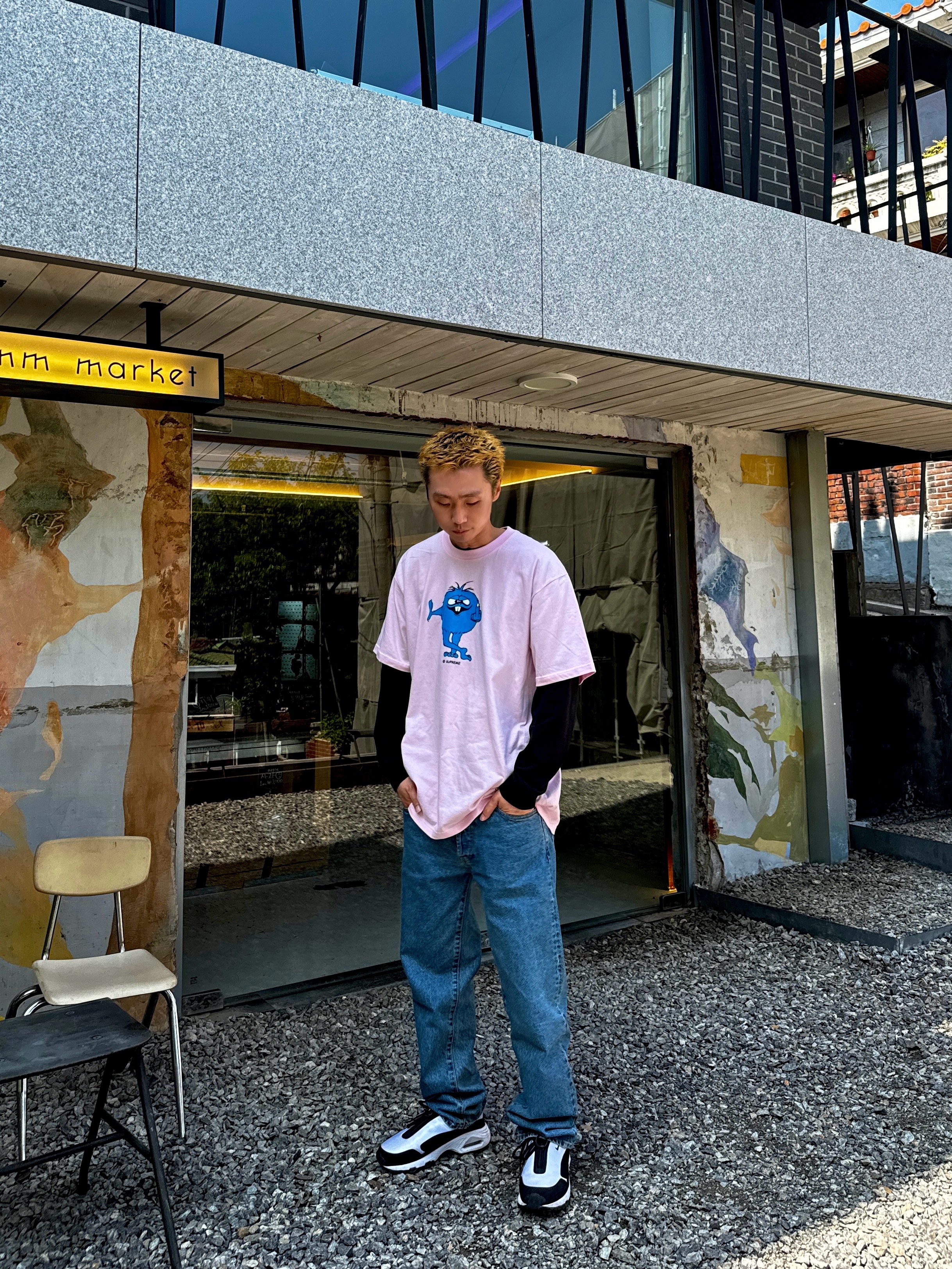 Supreme Camacho T-Shirt Light Pink - 23FW, Porter Tanker Wallet Black 착용 스타일 - 2