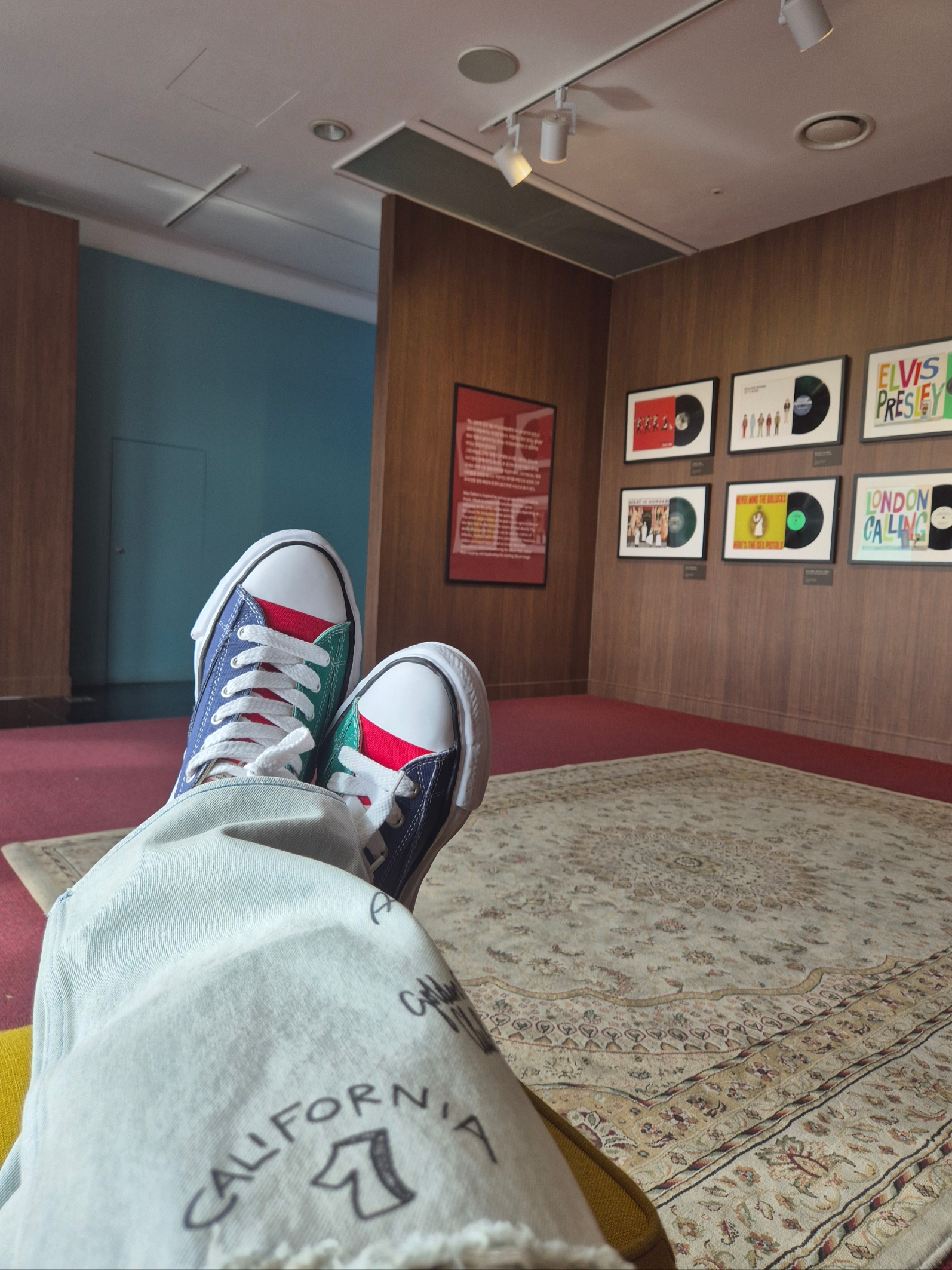 Maison Mihara Yasuhiro Peterson OG Sole Canvas Low Sneakers Multi, Human Made Graphic T-Shirt #05 Black 착용 스타일 - 3
