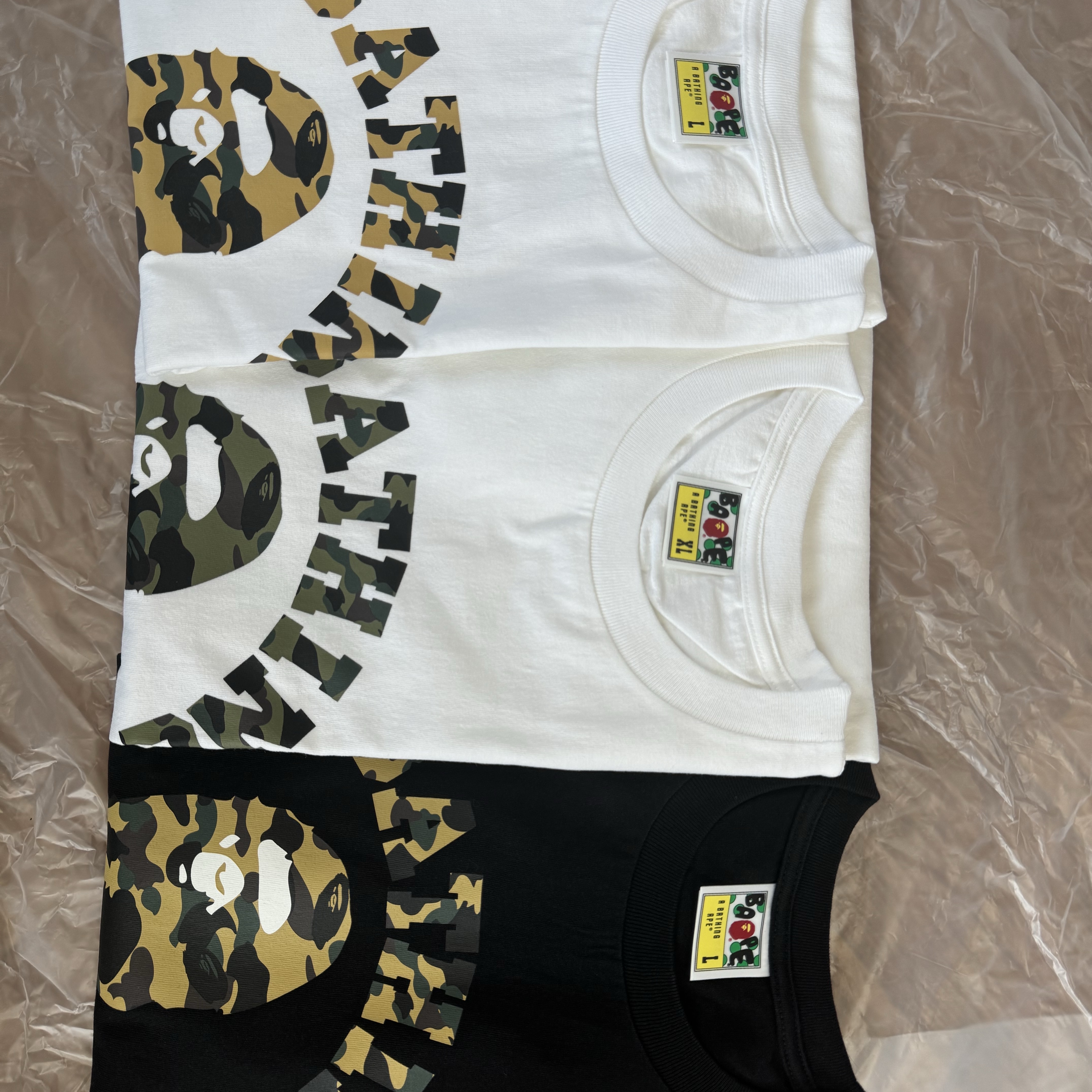 BAPE 1st Camo College T-Shirt Black Yellow 착용 스타일