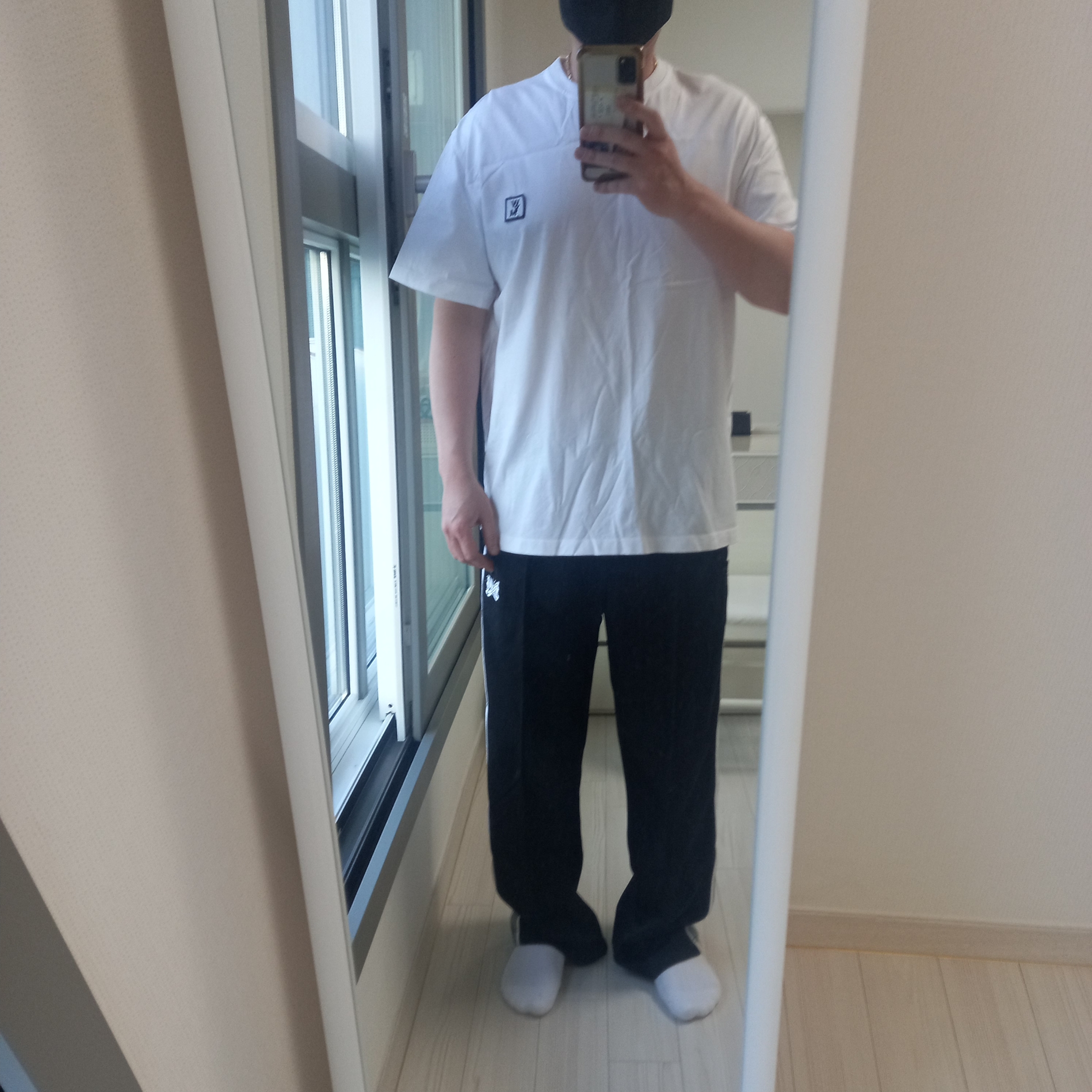 Supreme x The North Face Split 6-Panel Black - 24SS, Wooyoungmi Cotton Back Logo T-Shirt White - 24SS 착용 스타일 - 2