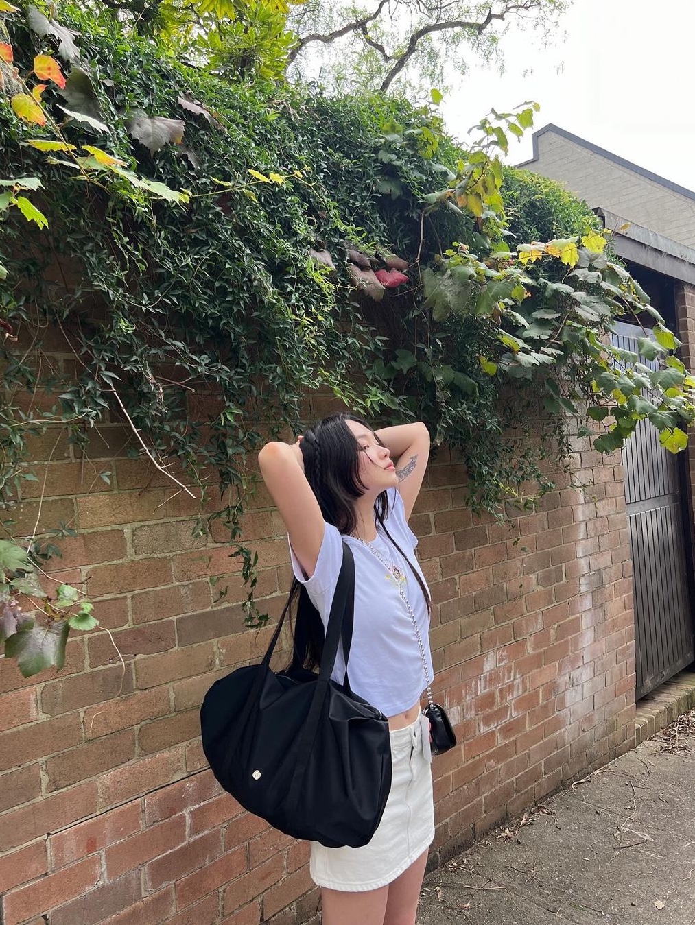 [예약배송] Heeari Aurora Shirring Bag Black, [예약배송] Heeari Women Aurora Shirring Bag Lilac 착용 스타일