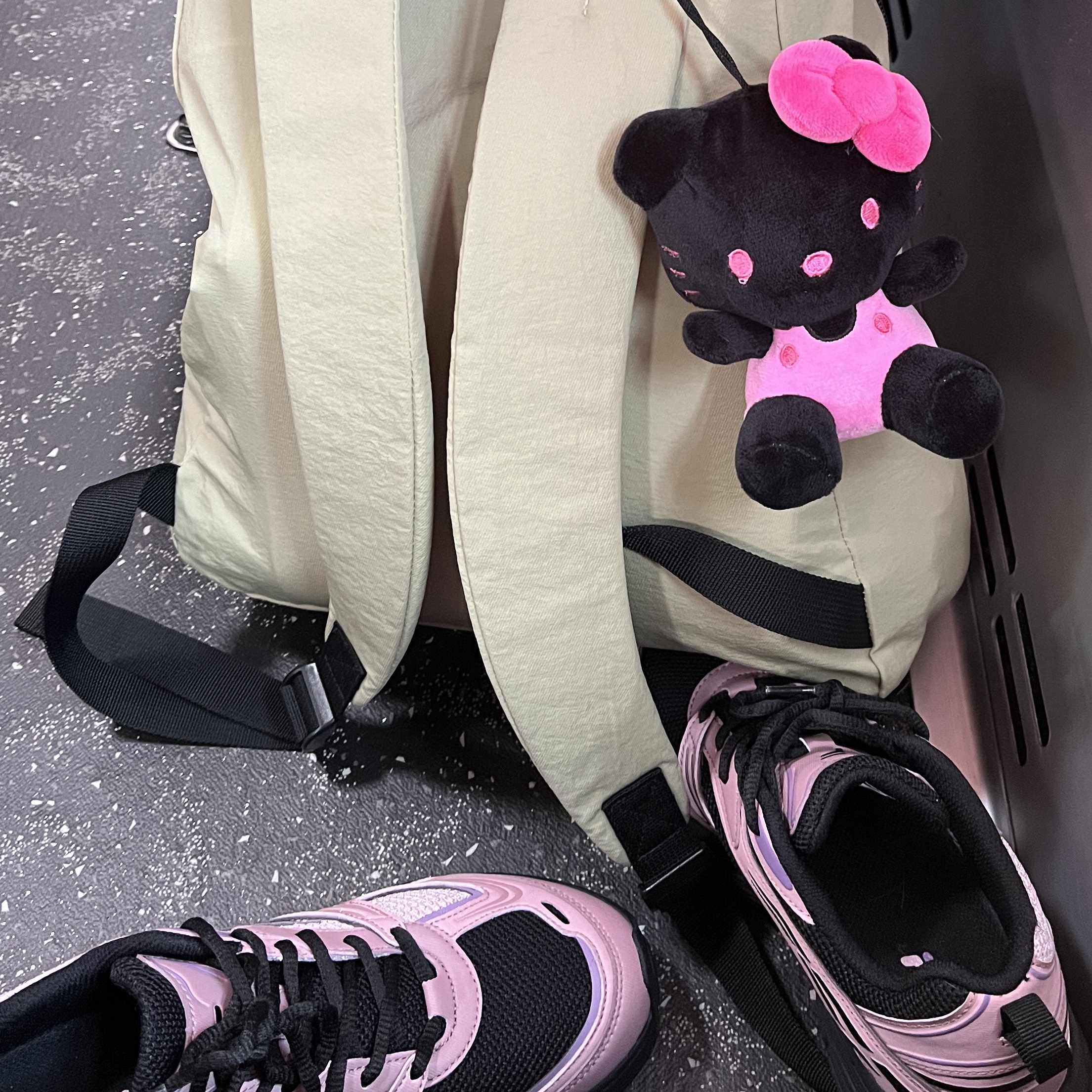 Fila Interun Pink Black 착용 스타일 - 6