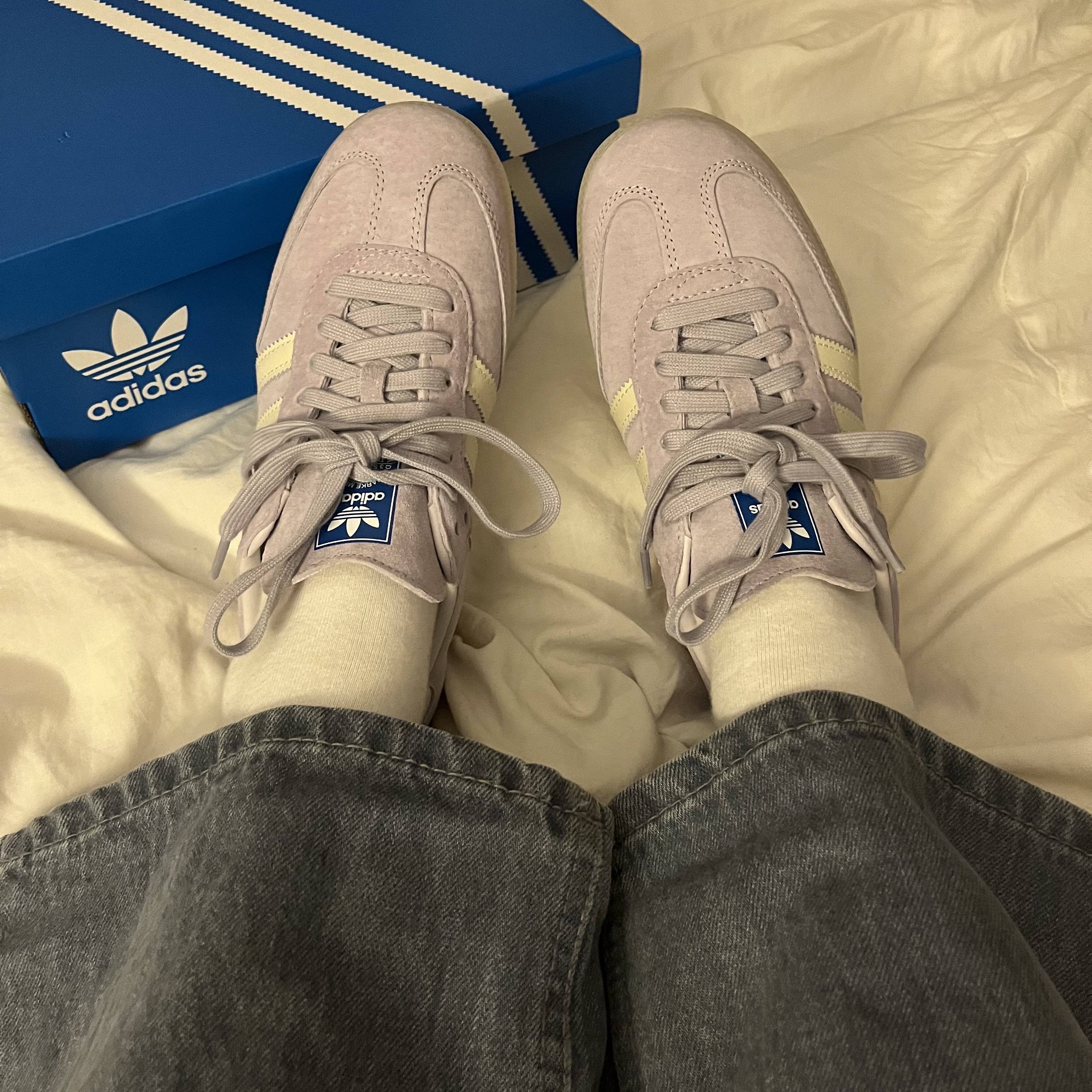 Adidas Samba OG Silver Dawn 착용 스타일