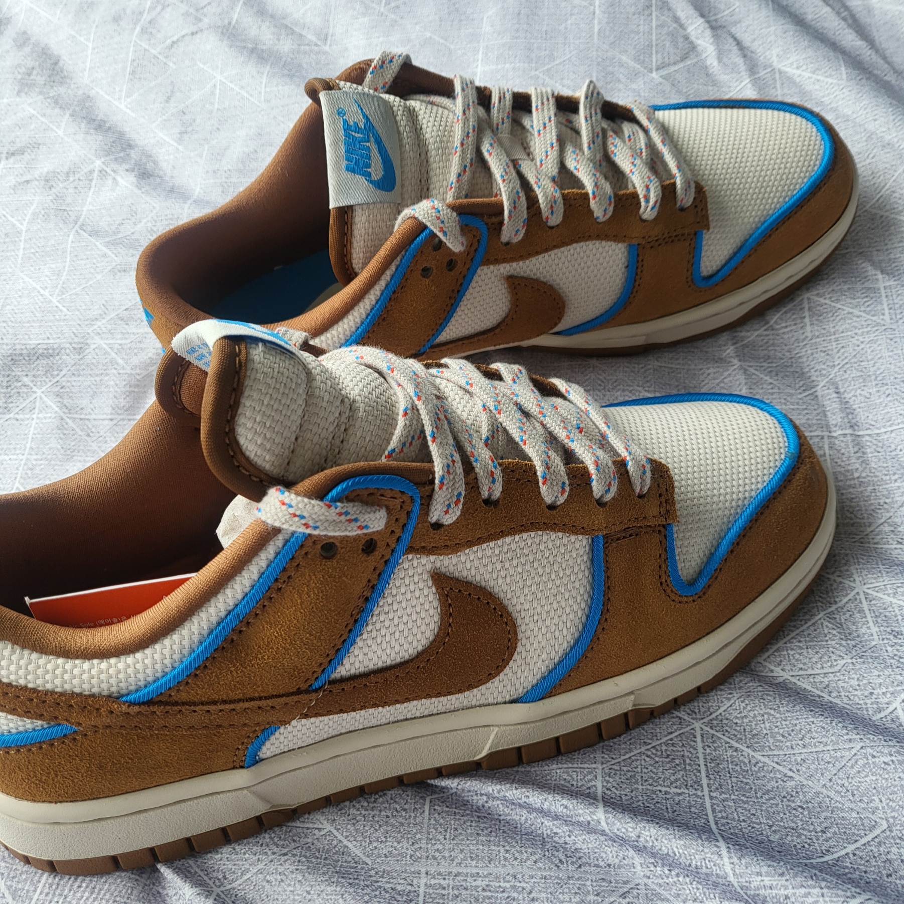Nike Dunk Low Light British Tan and Light Orewood Brown 착용 스타일