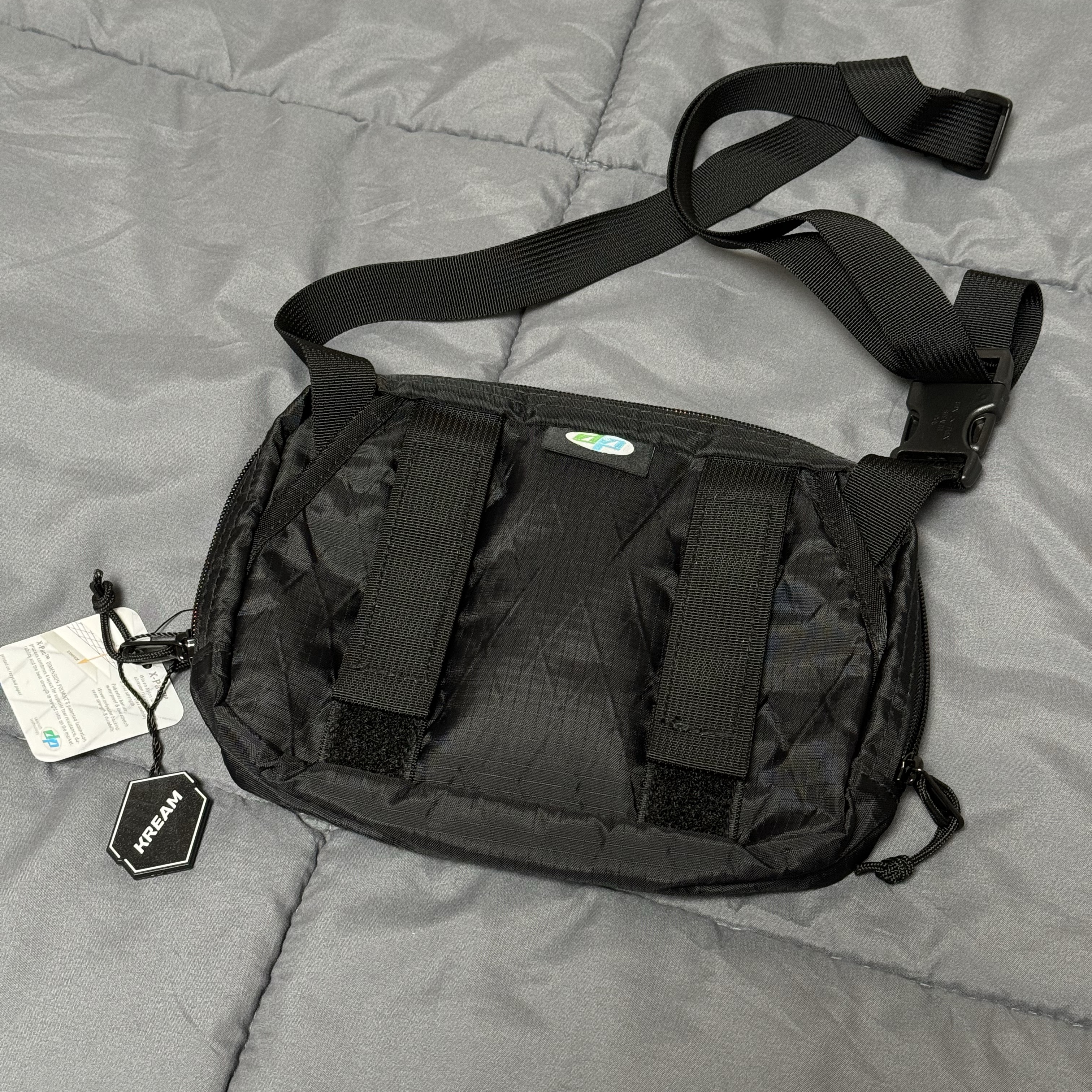Supreme Shoulder Bag Black - 18FW 착용 스타일 - 4