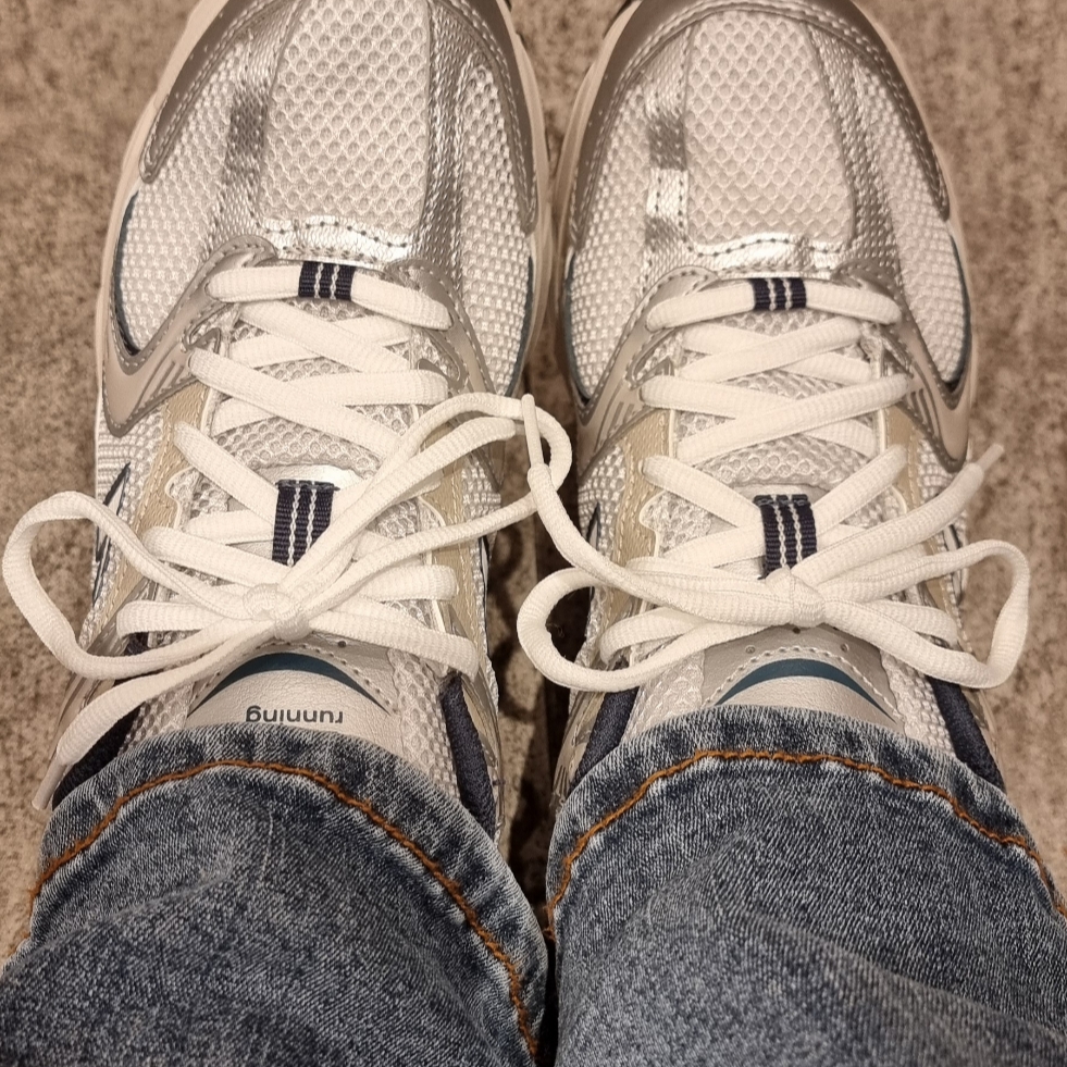 New Balance 530 Steel Grey 착용 스타일