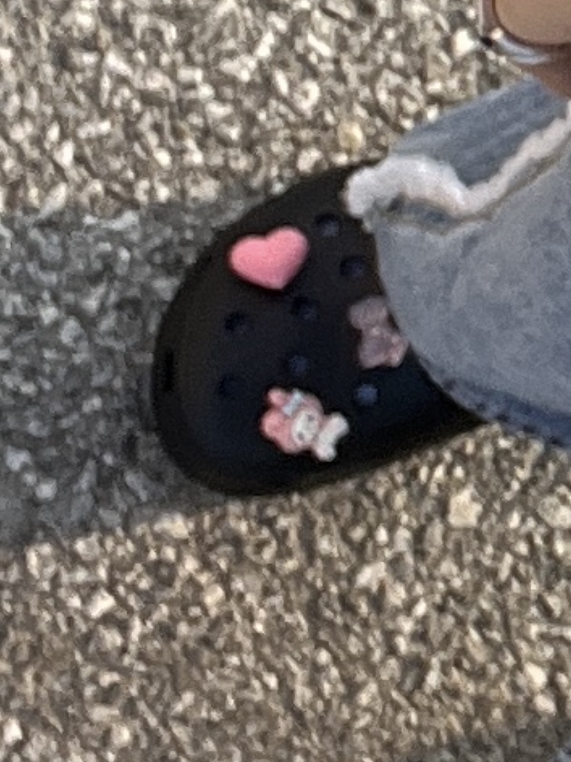 (W) Crocs Classic Platform Clog Black 착용 스타일 - 2