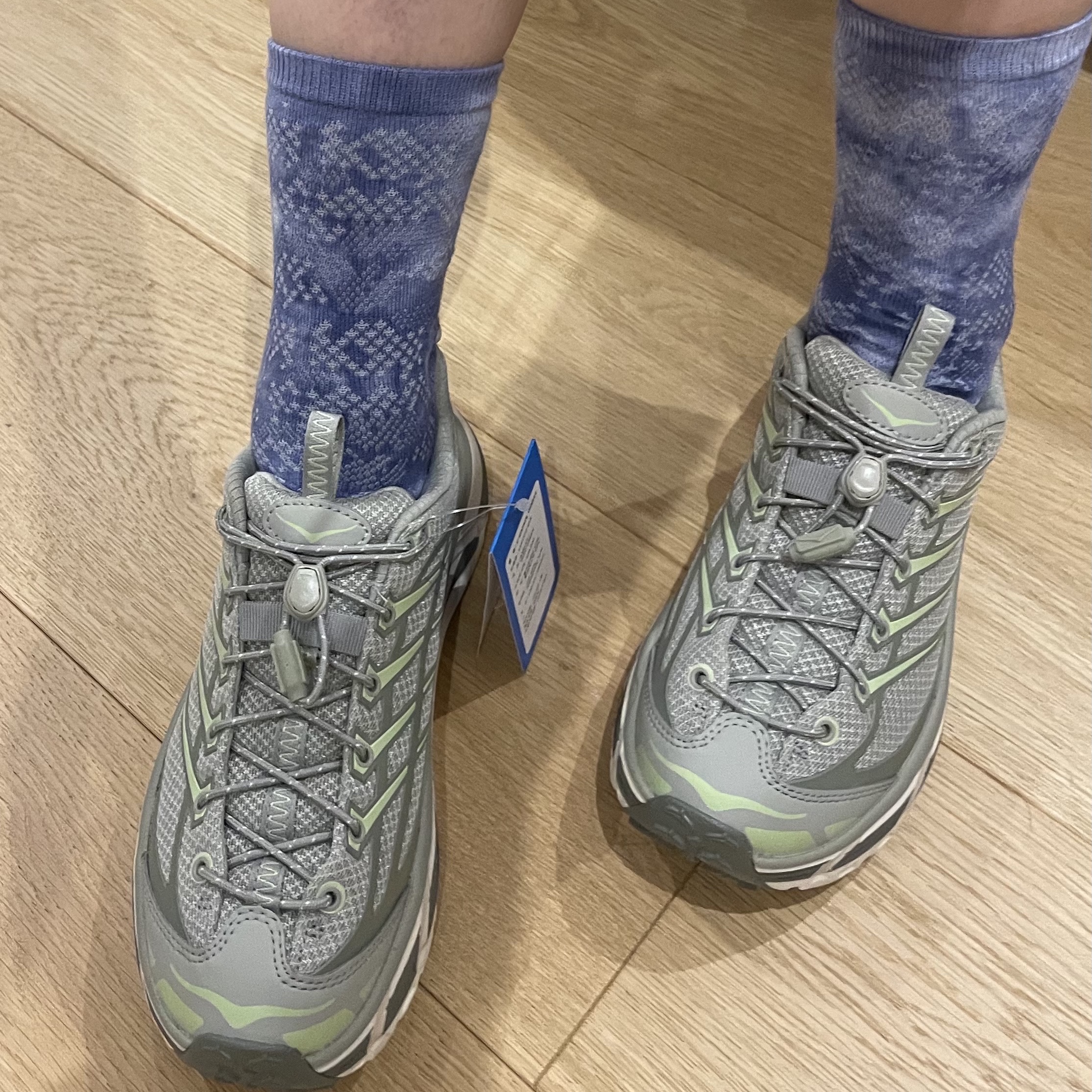 Hoka Mafate Three 2 Barely Seed Green 착용 스타일