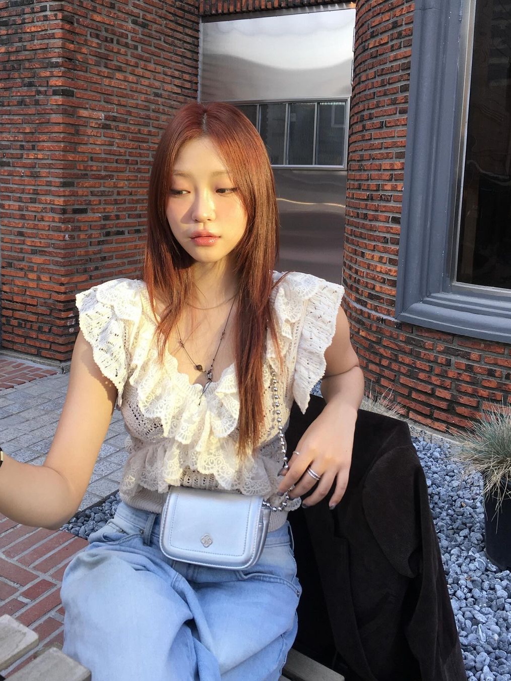 Heeari Women Poppy Chain Mini Bag Silver, Heeari Women Poppy Chain Mini Bag Black 착용 스타일