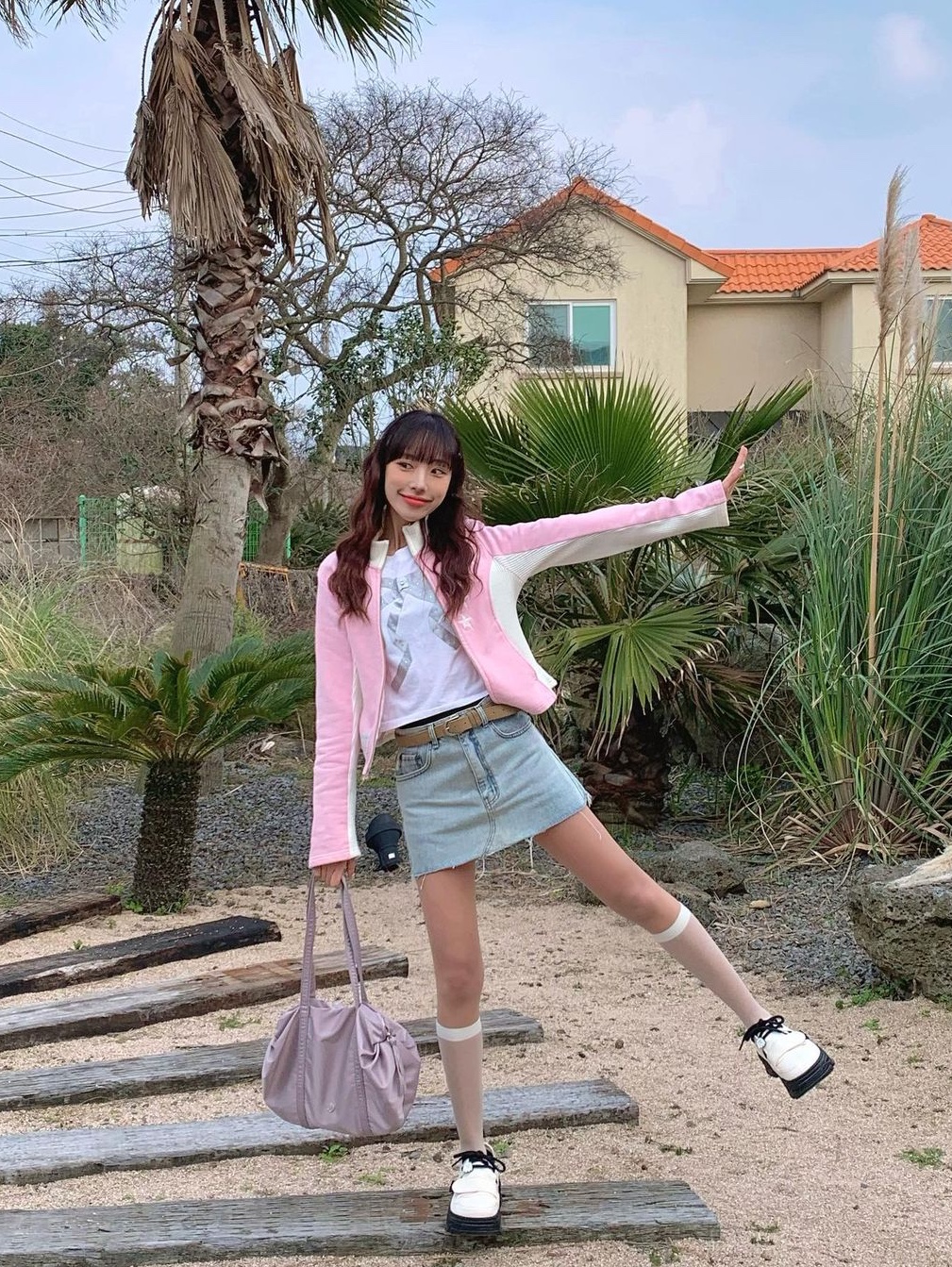 [예약배송] Heeari Women Aurora Shirring Bag Lilac, [예약배송] Heeari Aurora Shirring Bag Black 착용 스타일