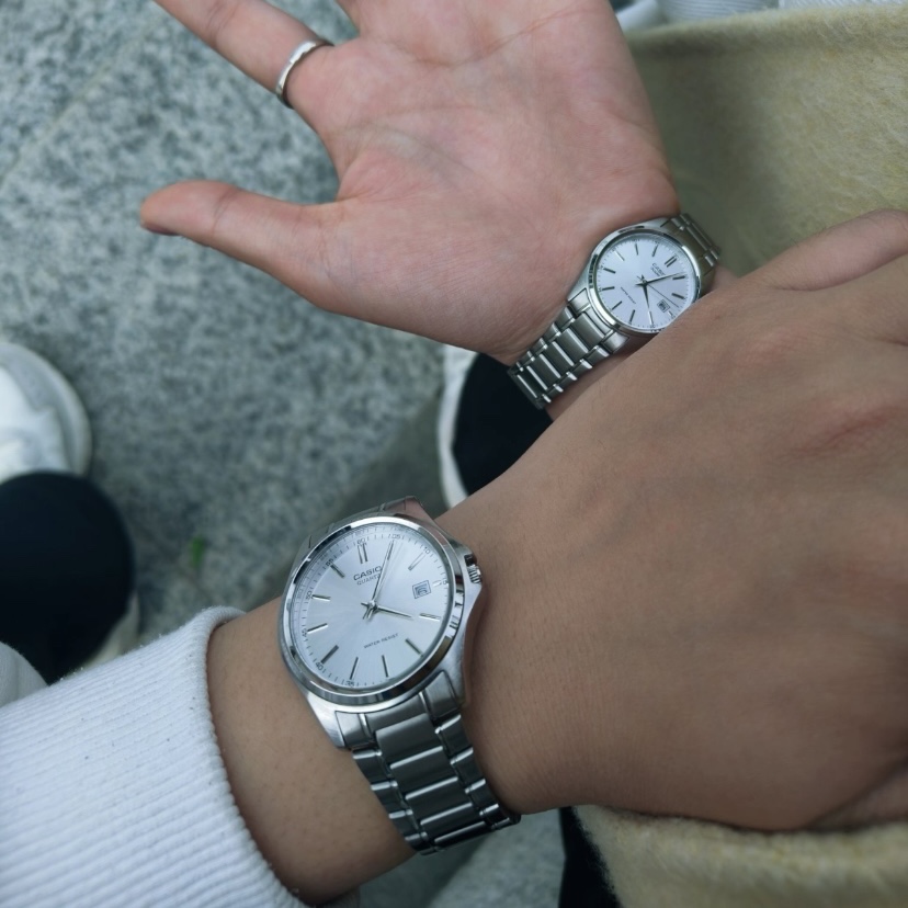 Casio MTP-1183A-7A 착용 스타일