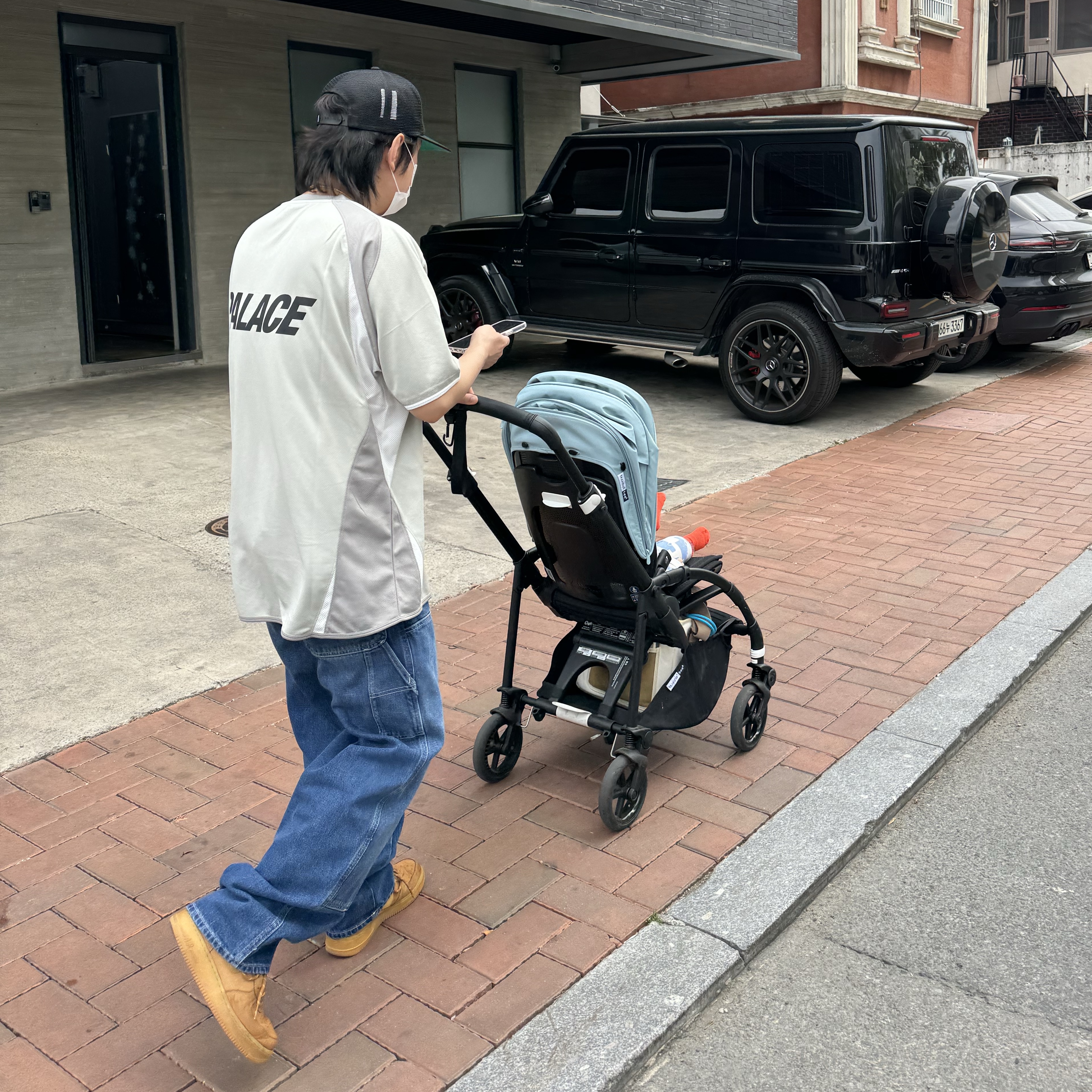 Palace x Thrasher Trucker Hat Black - 24SS, Palace Pro Jersey White - 23FW 착용 스타일