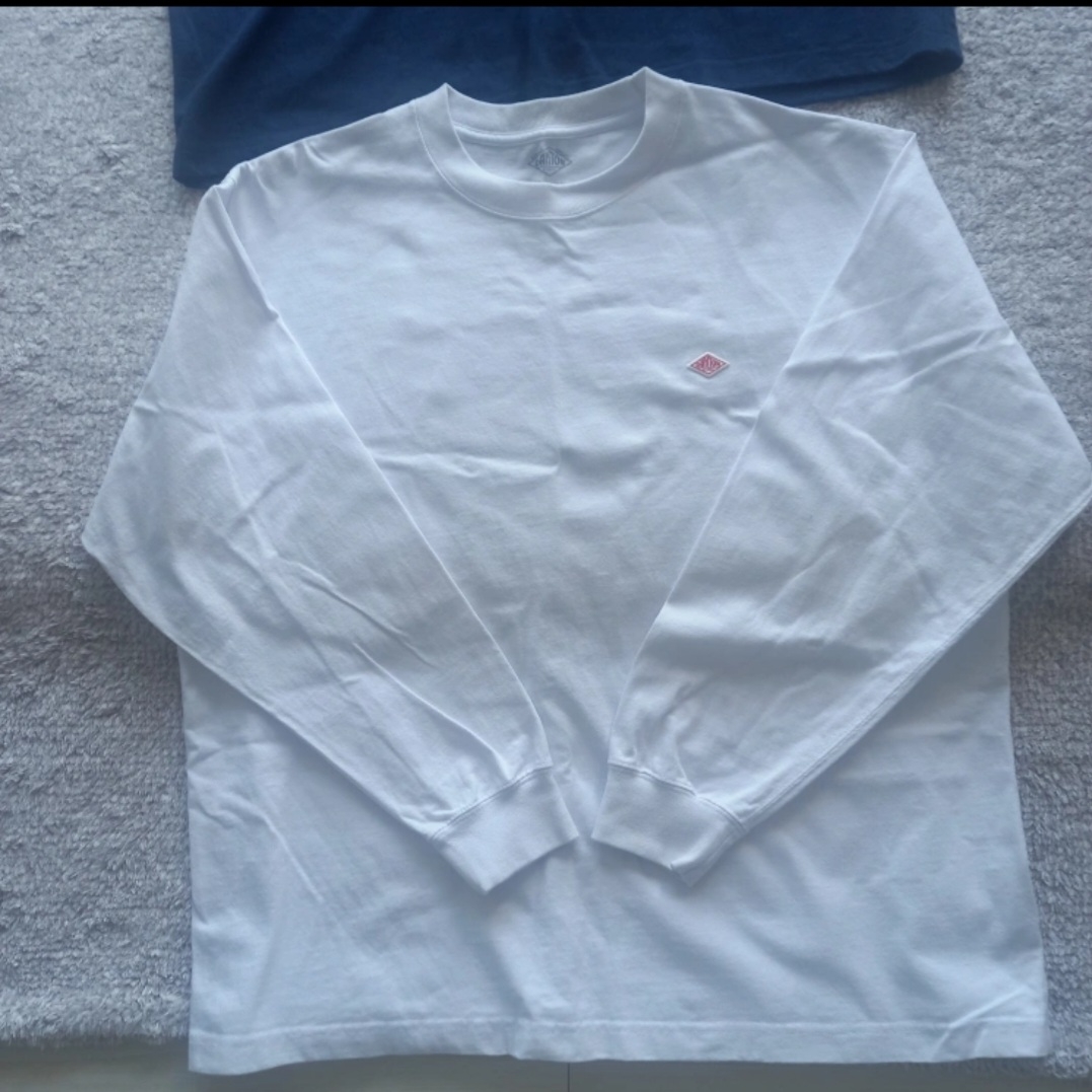 Danton Plain Long Sleeve T-Shirt White, Danton Plain Long Sleeve T-Shirt Coal Grey 착용 스타일 - 2