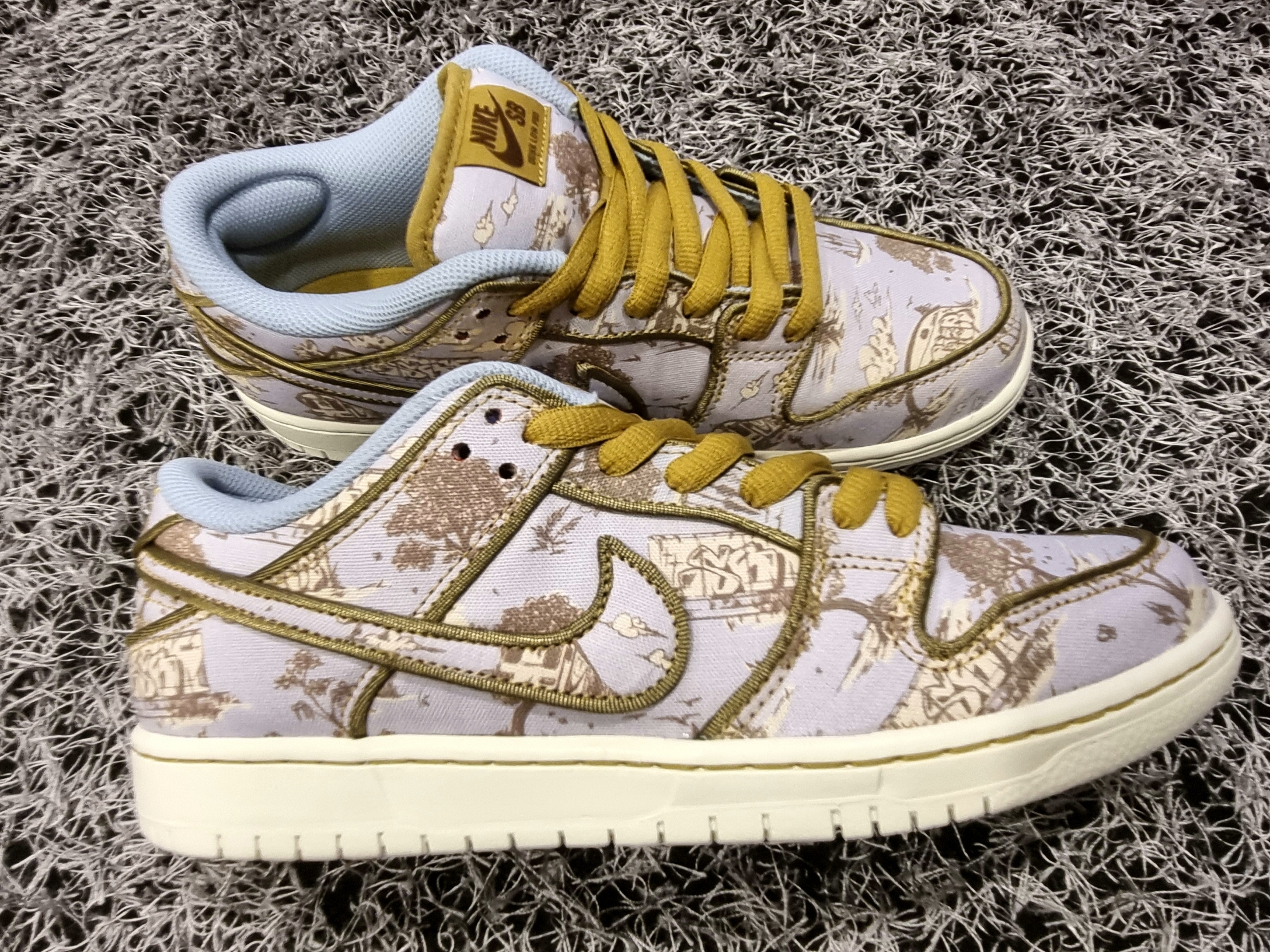 Nike SB Dunk Low Pro Premium Toile 착용 스타일 - 5