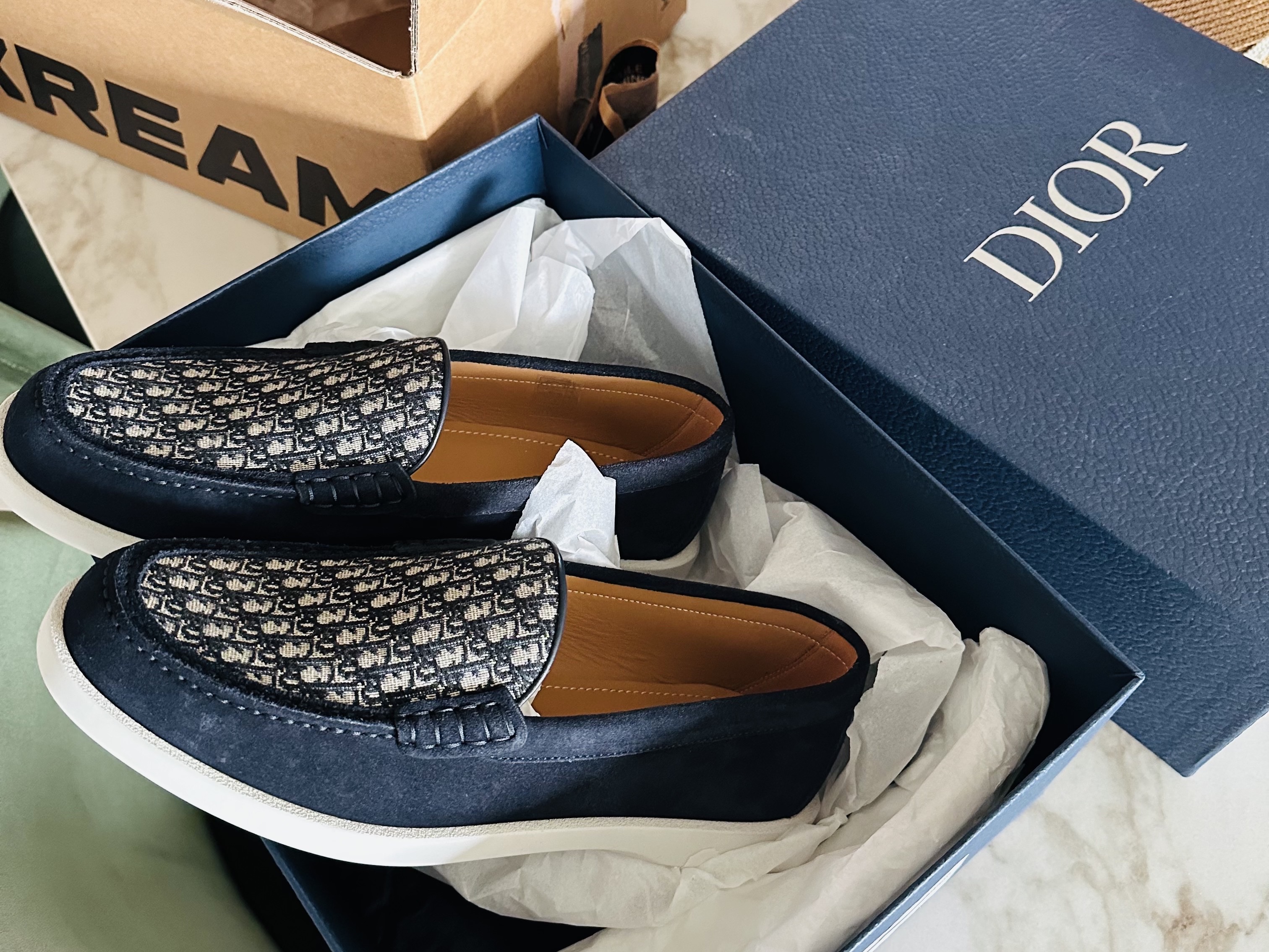 Dior Granville Loafer Navy Blue Suede Beige Black Dior Oblique Jacquard 착용 스타일