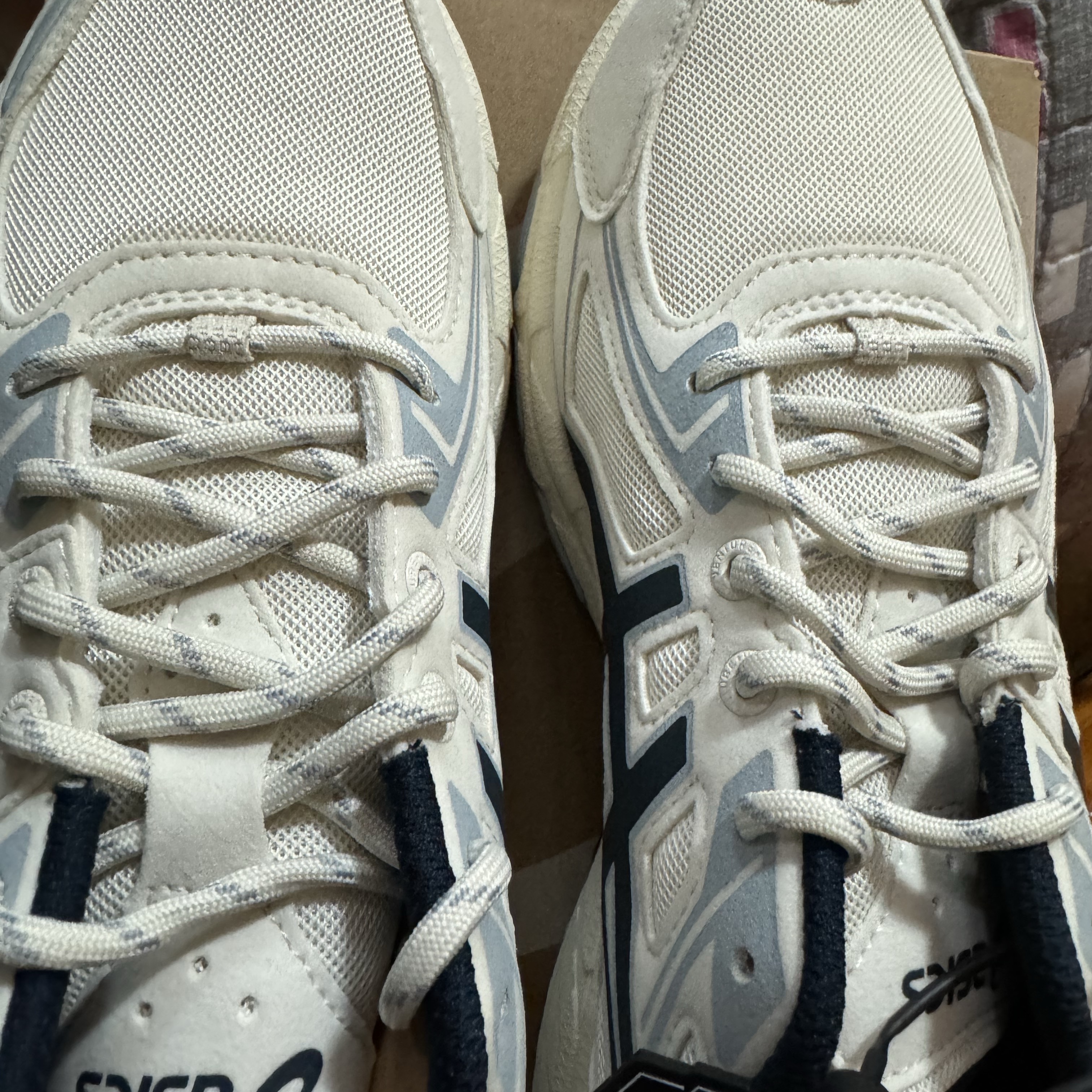 Asics Gel-Venture 6 SPS Birch French Blue 착용 스타일