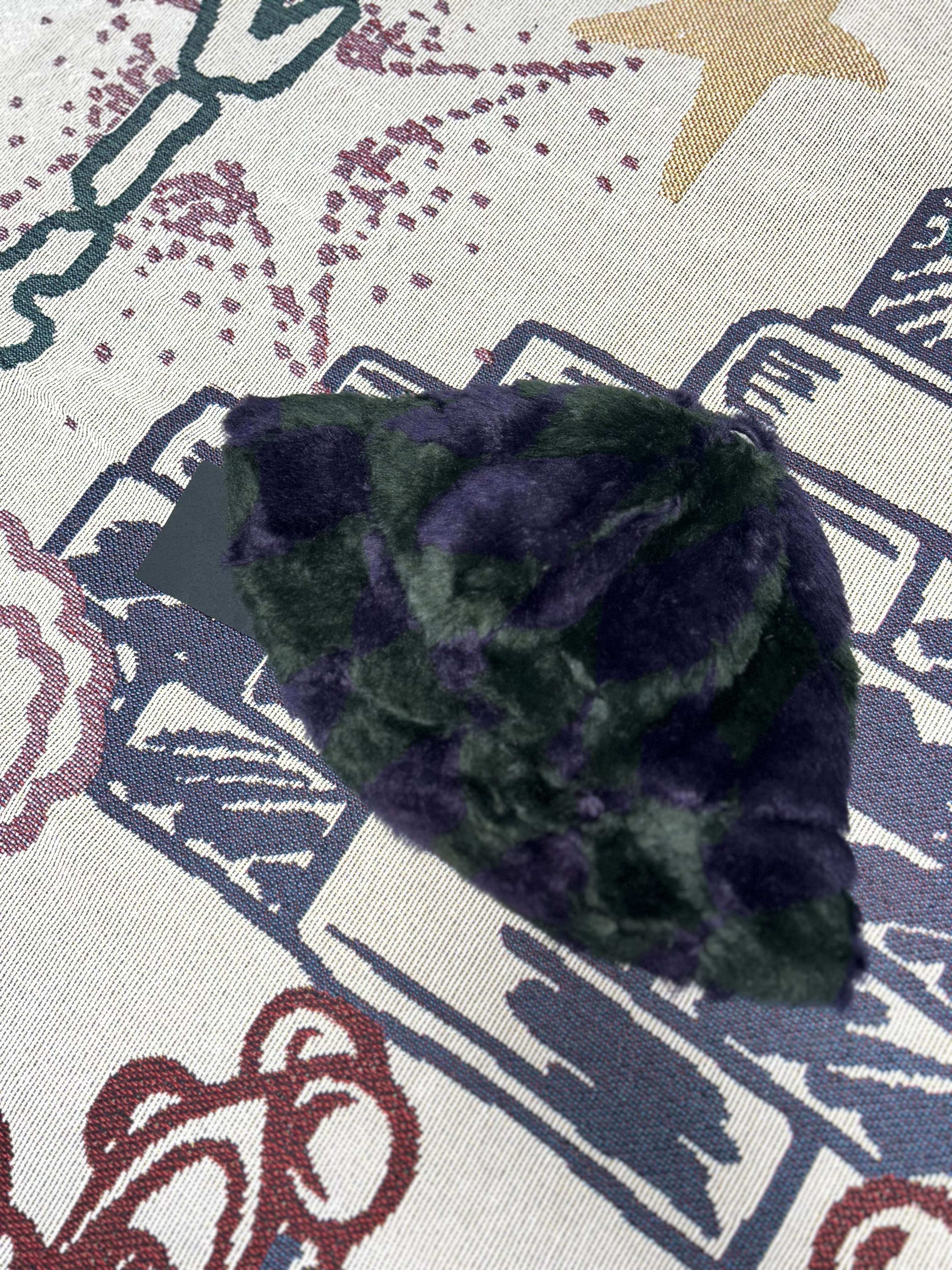 Needles Bermuda Hat Acrylic Fur Green Purple 착용 스타일 - 3