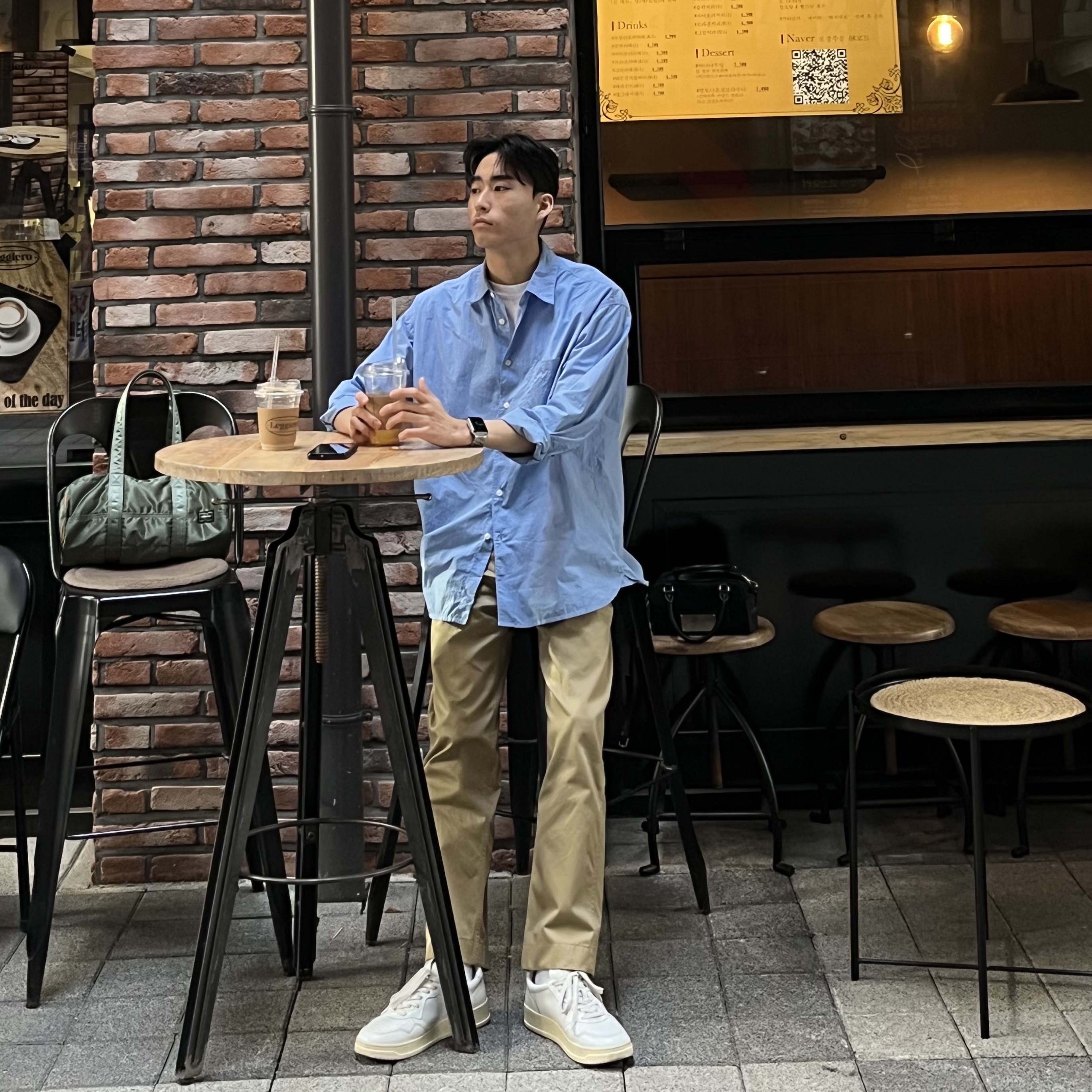 Porter Tanker Duffle Bag L Sage Green, Autry Medalist Low Leather Sneakers White 착용 스타일 - 2