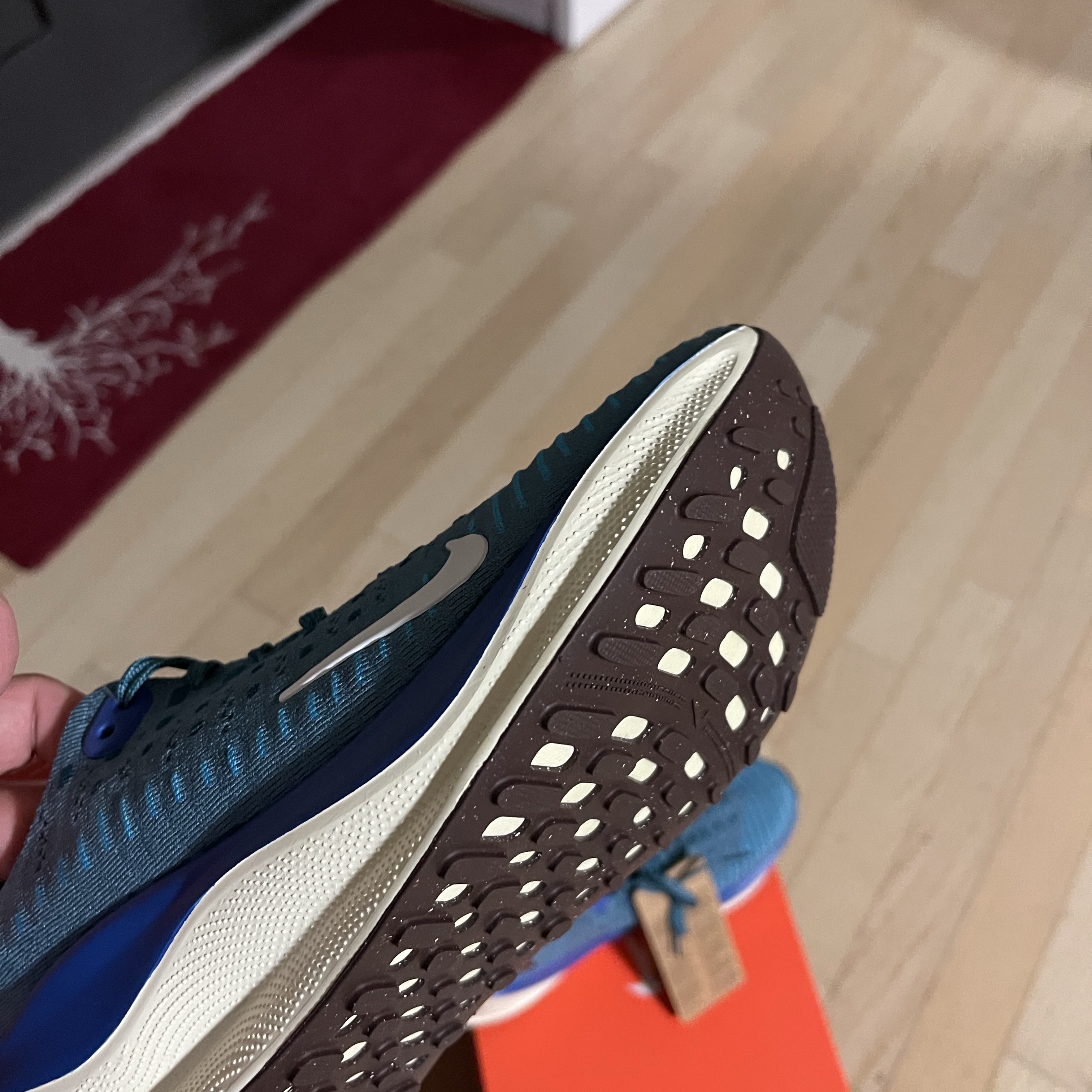 Nike React Infinity Run 4 RPM Noise Aqua White 착용 스타일 - 4