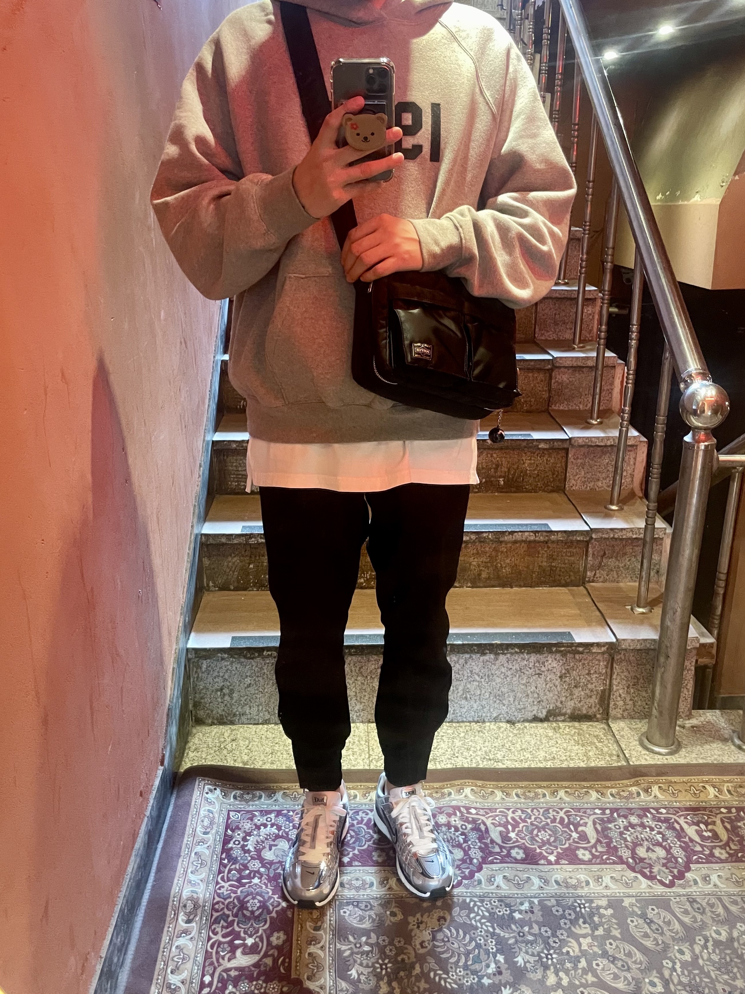 Nike P-6000 Metallic Silver, Essentials 1977 Hoodie Dark Oatmeal - 22SS 착용 스타일