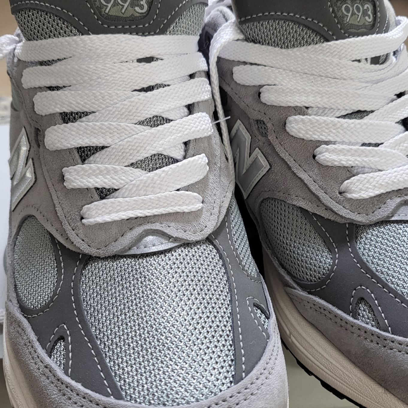 New Balance 993 Made in USA Grey - D Standard 착용 스타일
