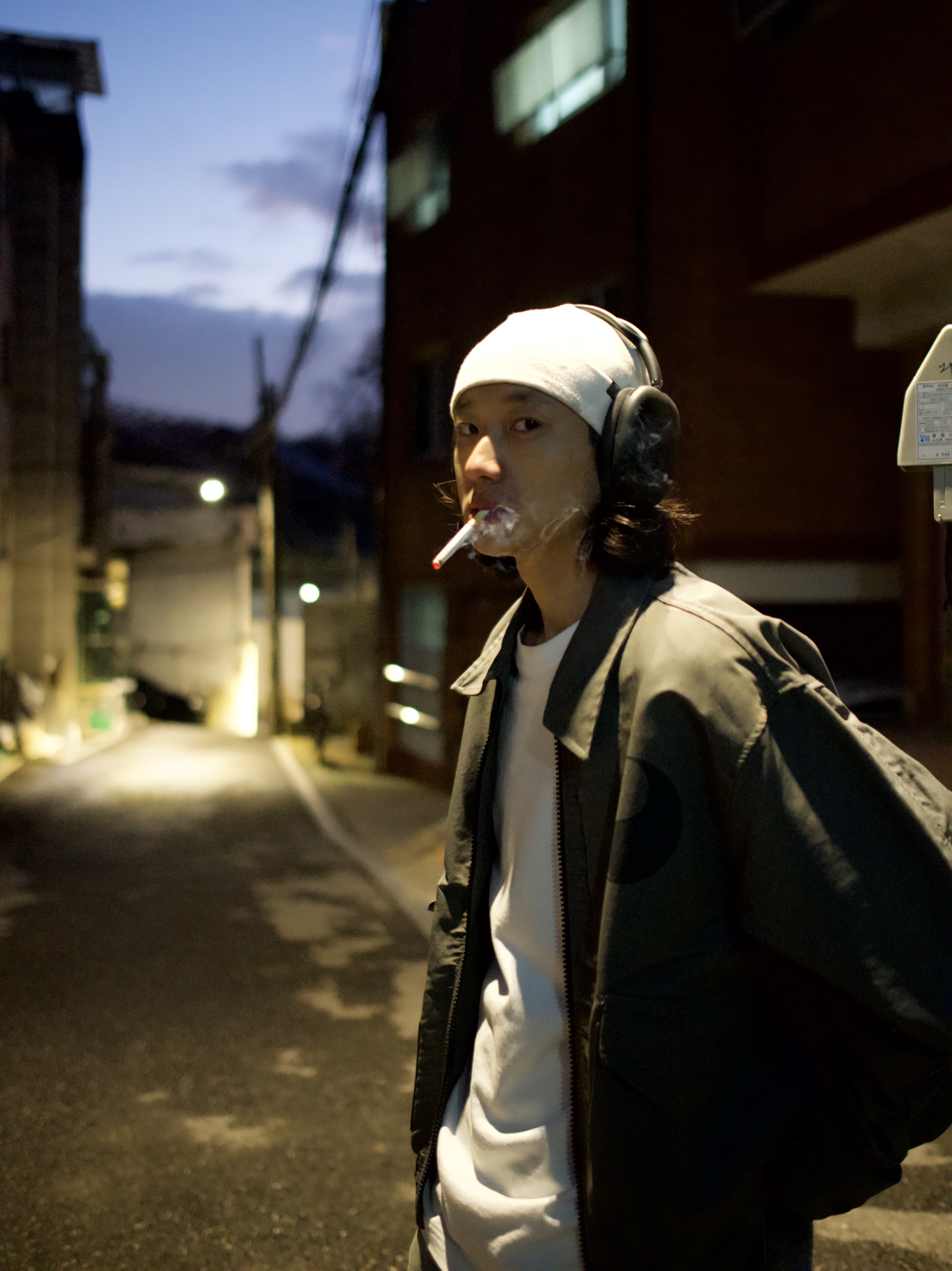 Stussy x Our Legacy Pararescue Jacket Mud Brown 착용 스타일 - 1