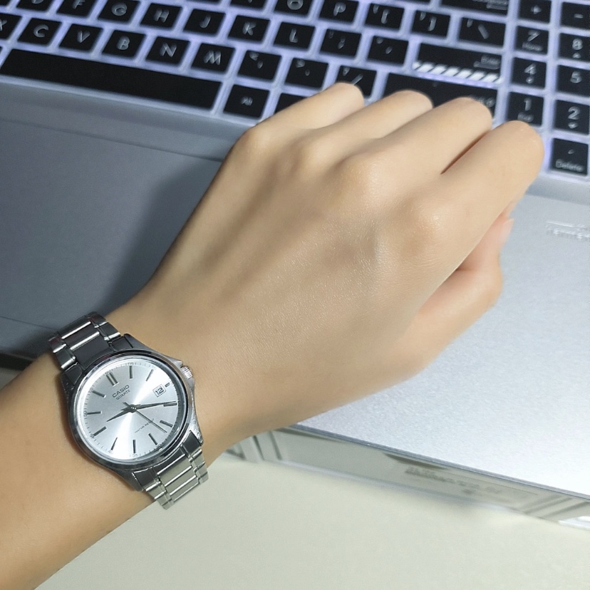 Casio MTP-1183A-7A 착용 스타일