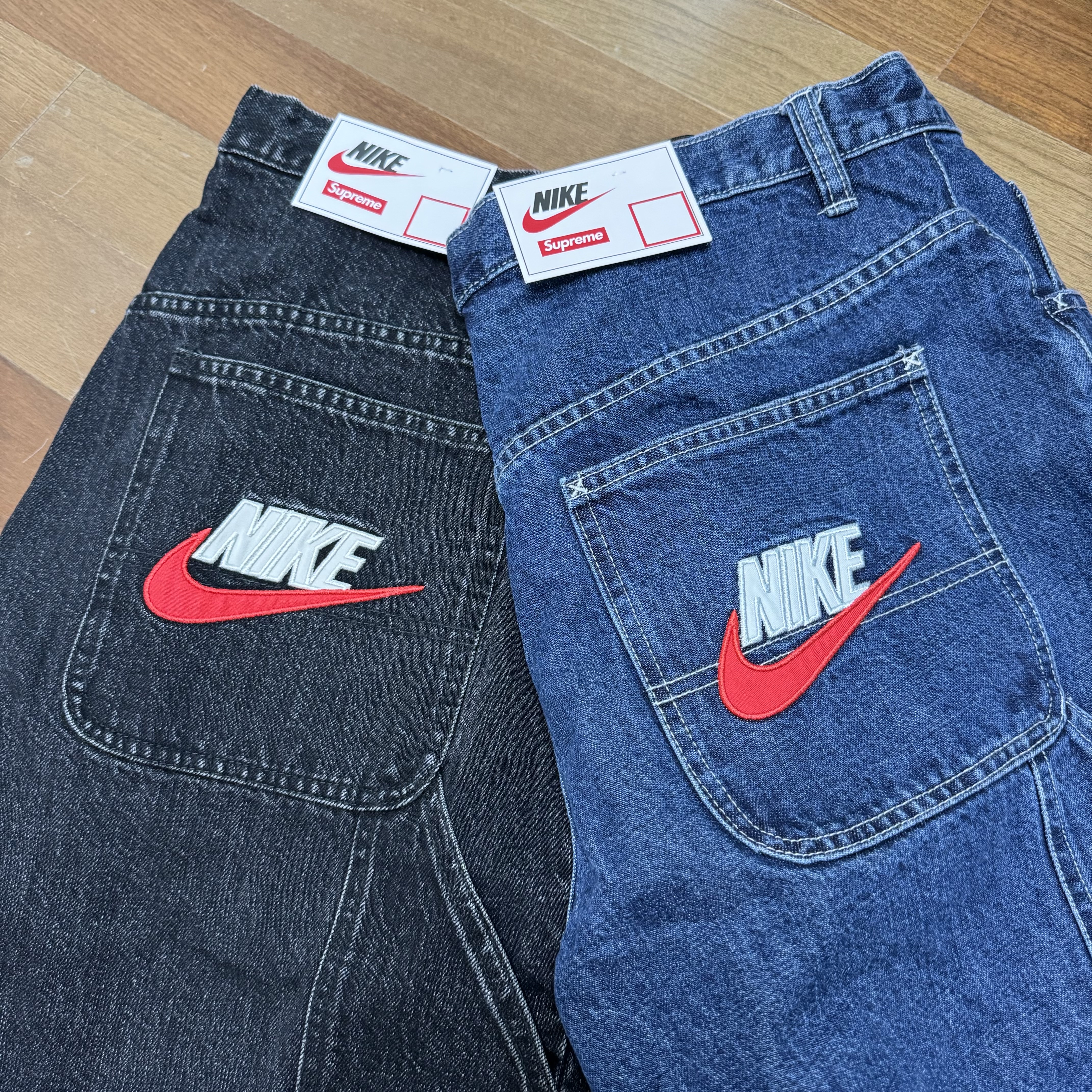 Supreme x Nike Denim Short Indigo - 24SS, Supreme x Nike Denim Short Black - 24SS 착용 스타일 - 1