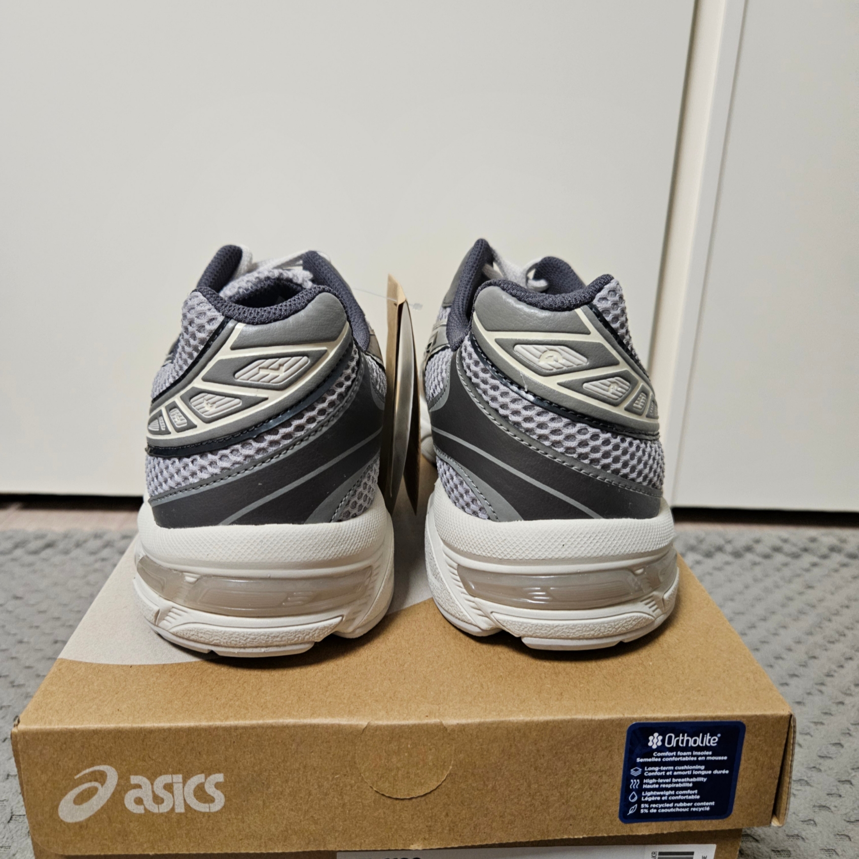 Asics Gel-1130 Oyster Grey Clay Grey 착용 스타일 - 3
