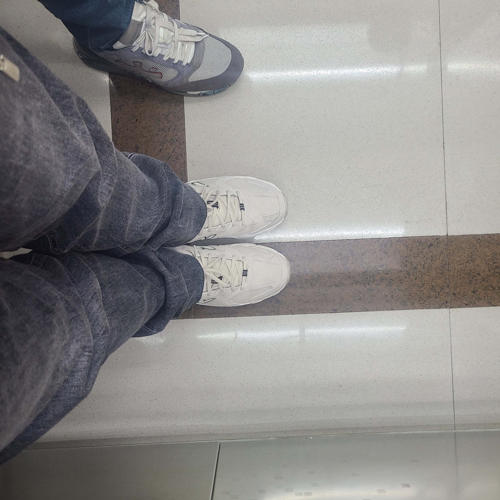 Nike Air Force 1 '07 Low White 착용 스타일
