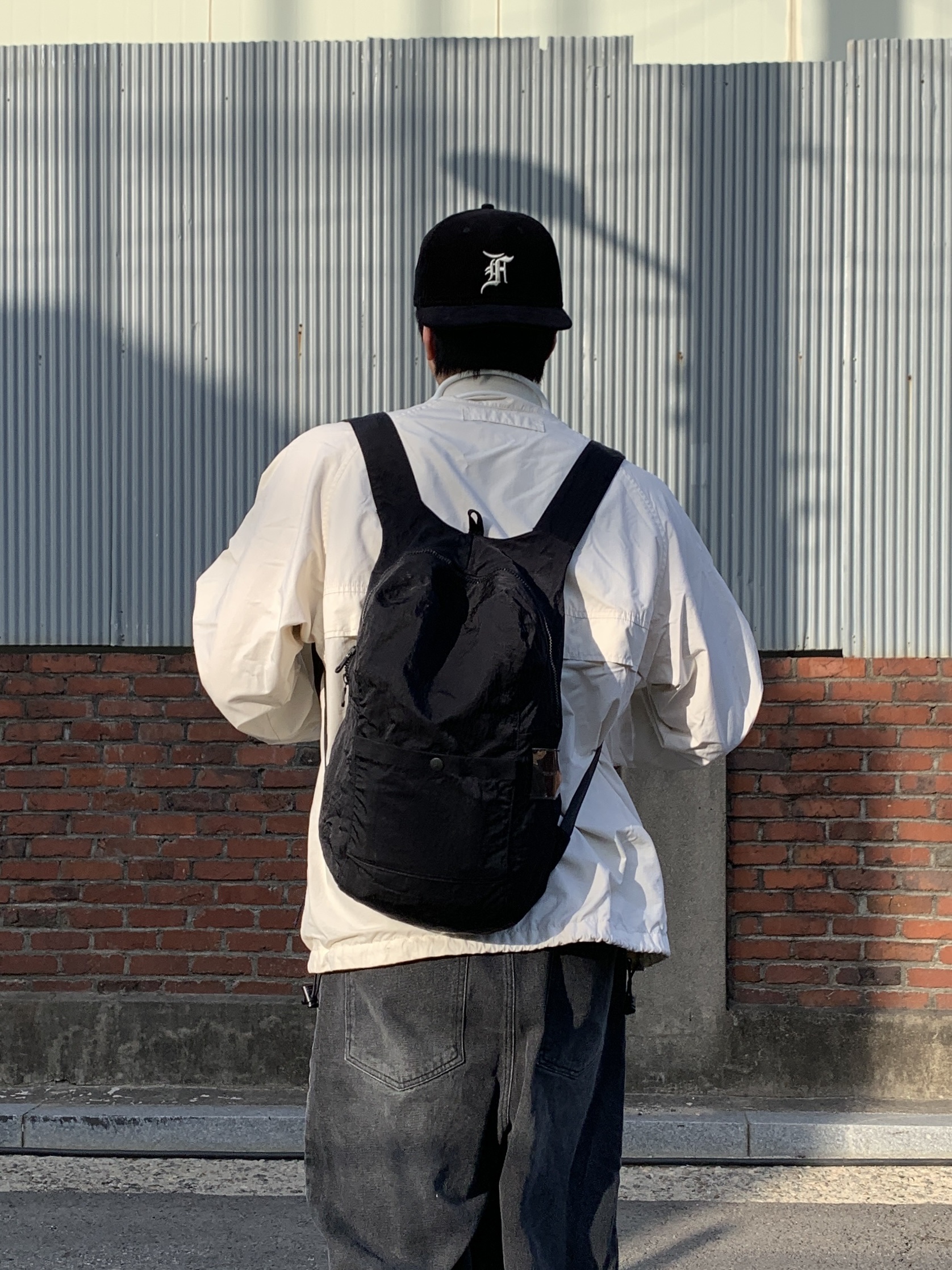 New Era x Fear of God 59FIFTY Corduroy Size Cap Black, Nike x Comme des Garcons Homme Plus Air Max Sunder SP White Black 착용 스타일 - 5