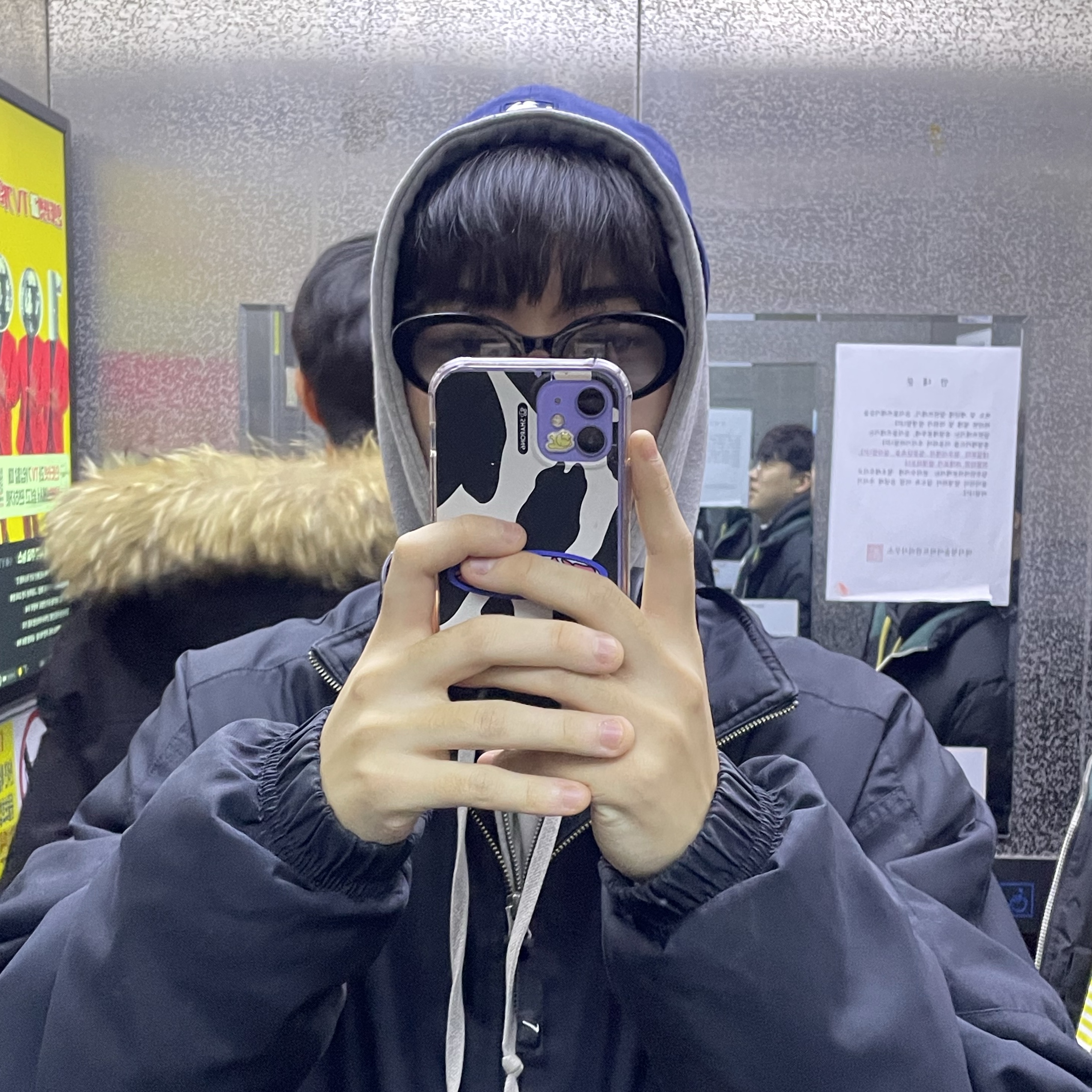 Nike NRG Solo Swoosh Satin Bomber Jacket Black Kumquat - US/EU 착용 스타일