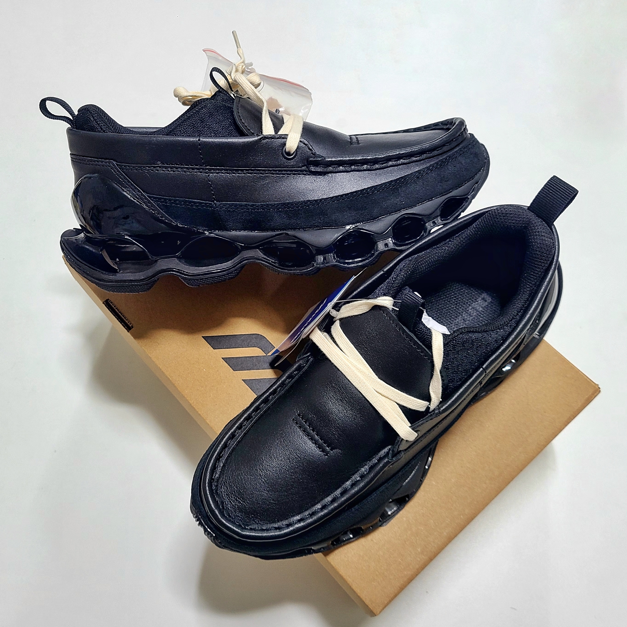 Mizuno Wave Prophecy MOC Black 착용 스타일